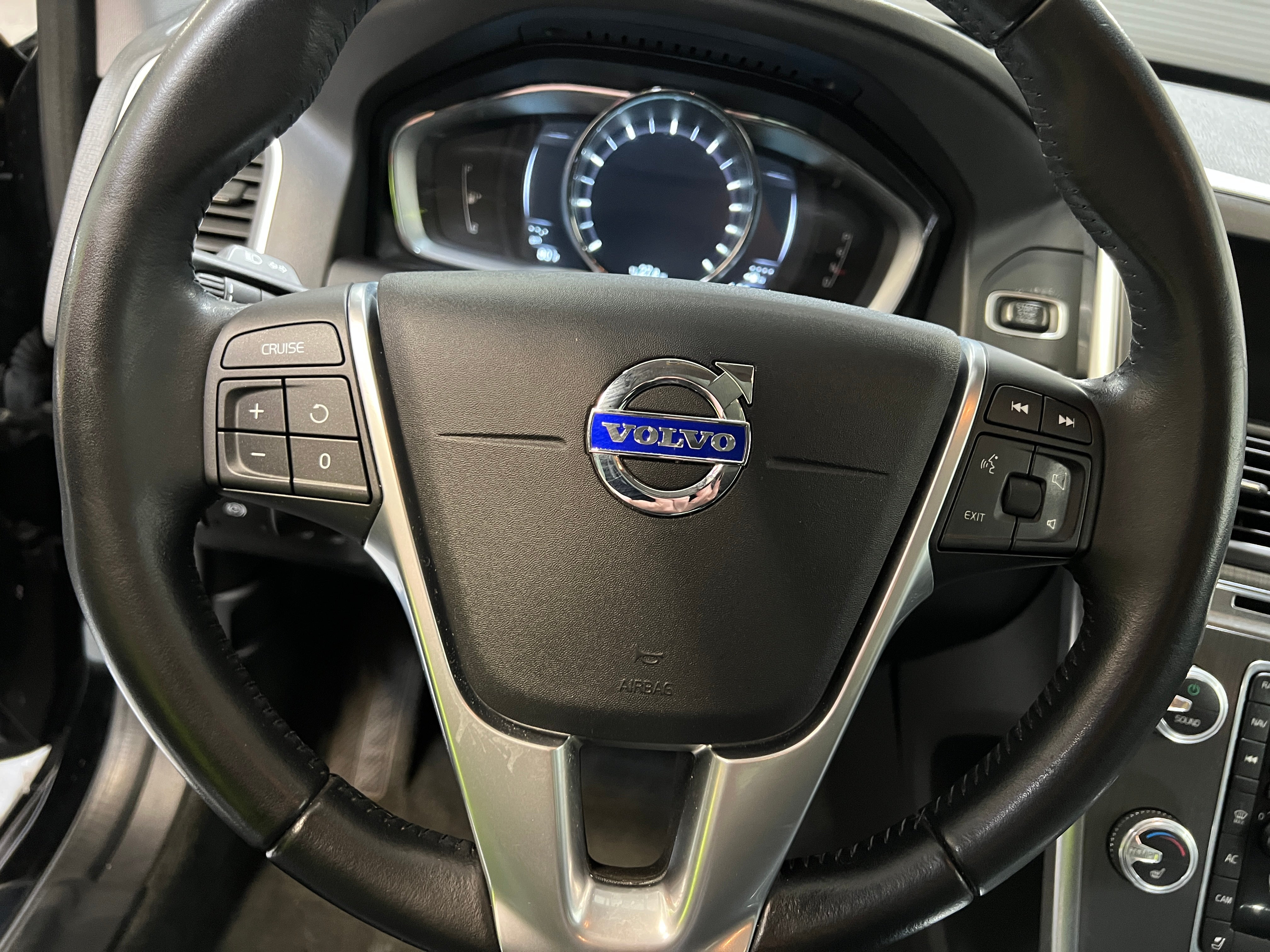 2016 Volvo XC60 T5 4