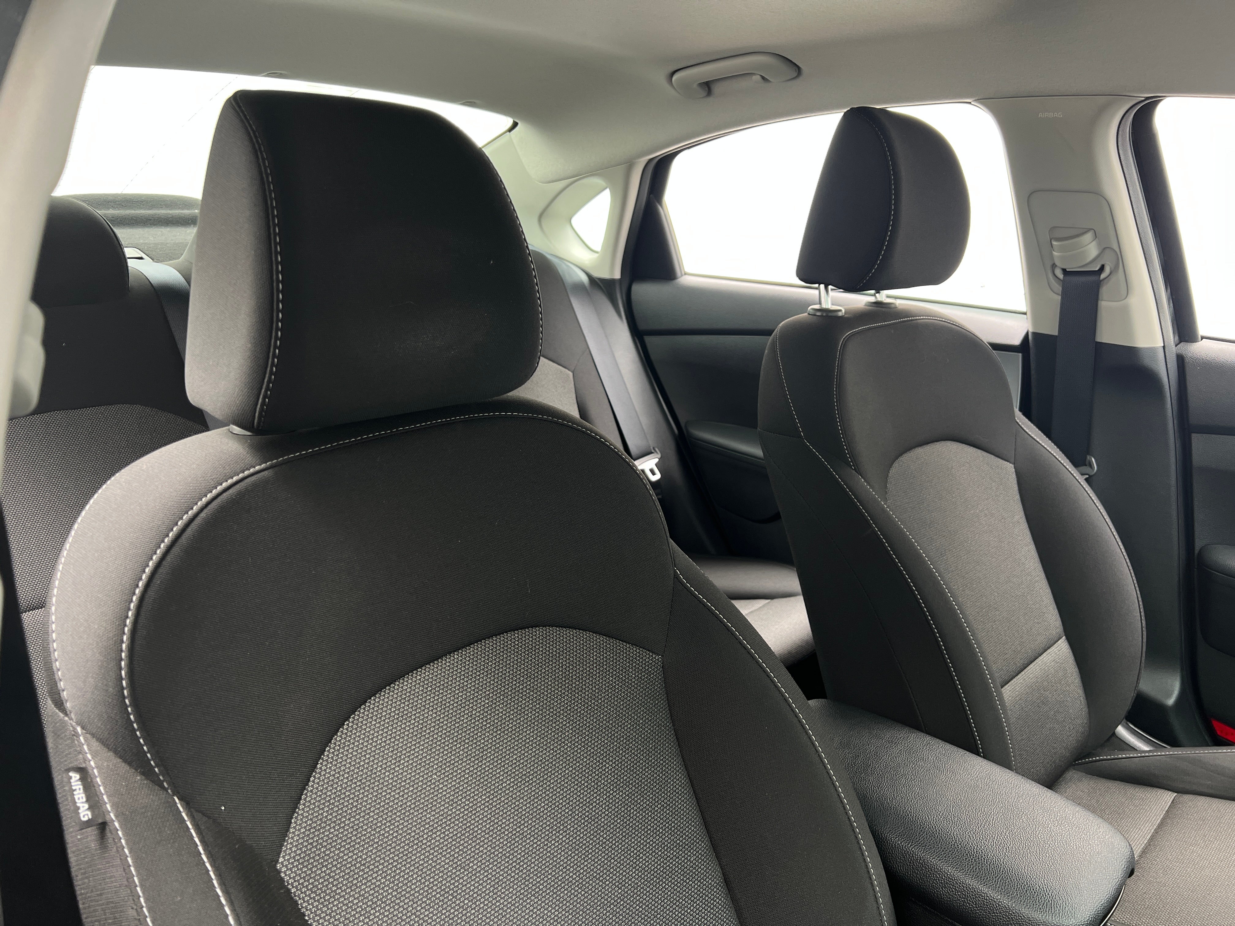 2023 Kia Forte LXS 2