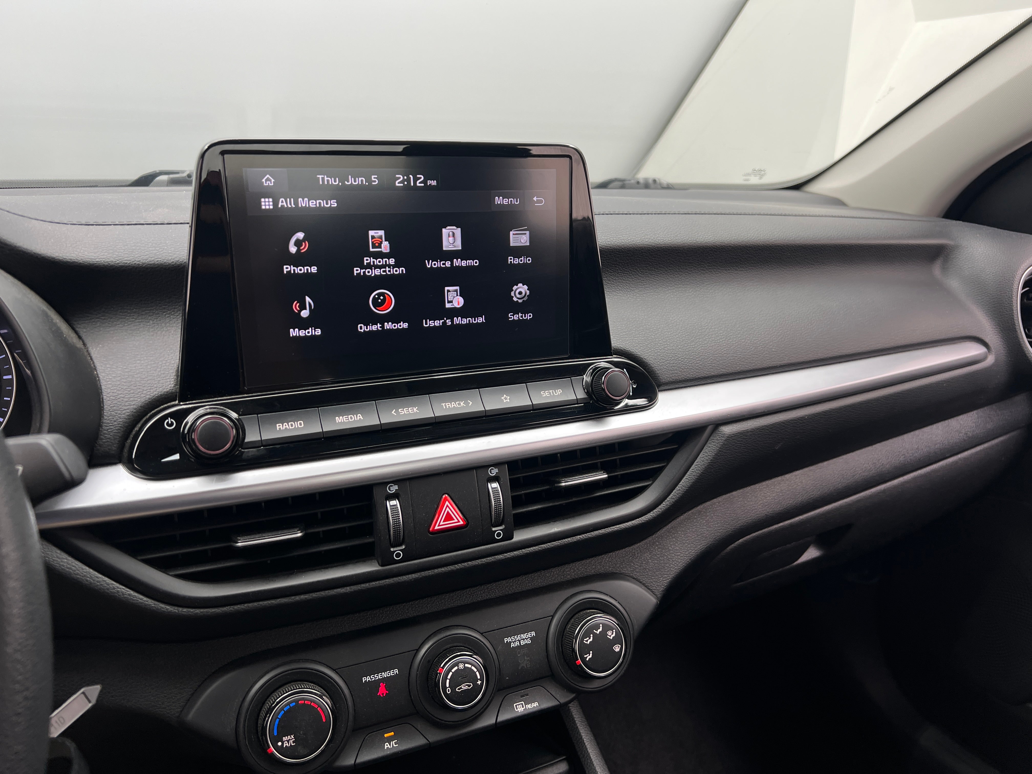 2023 Kia Forte LXS 4