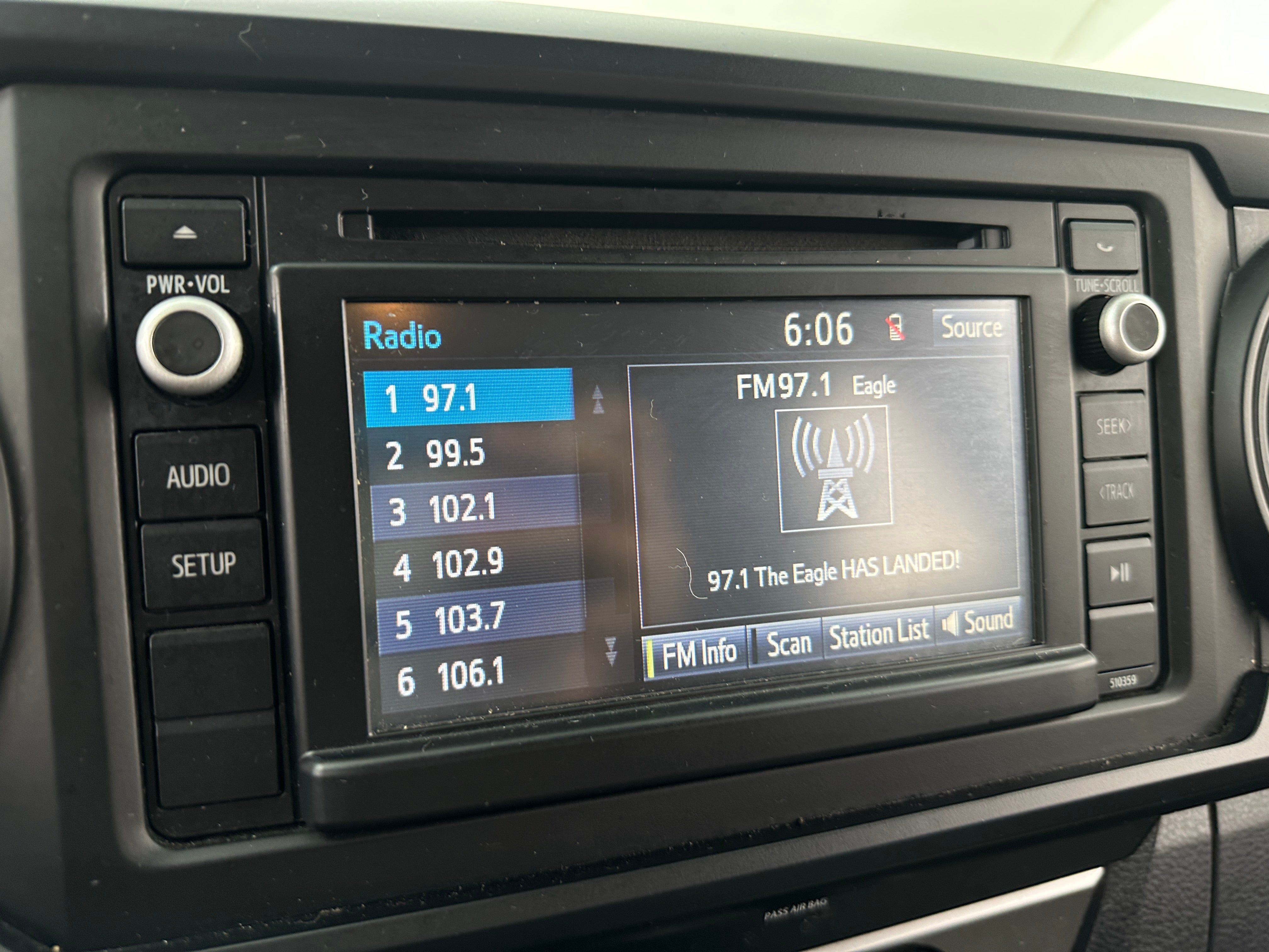 2019 Toyota Tacoma SR5 4