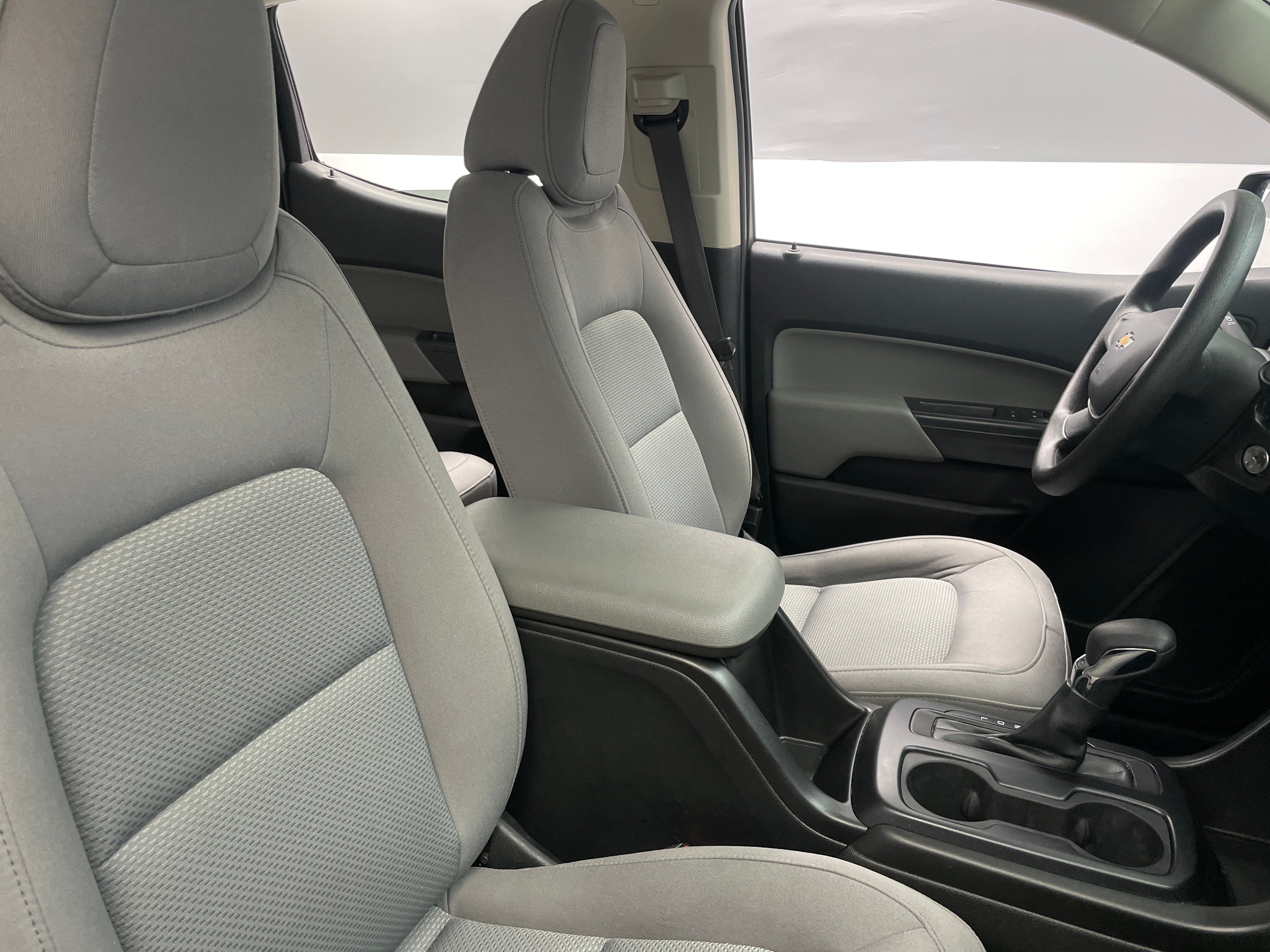 2022 Chevrolet Colorado Work Truck 2