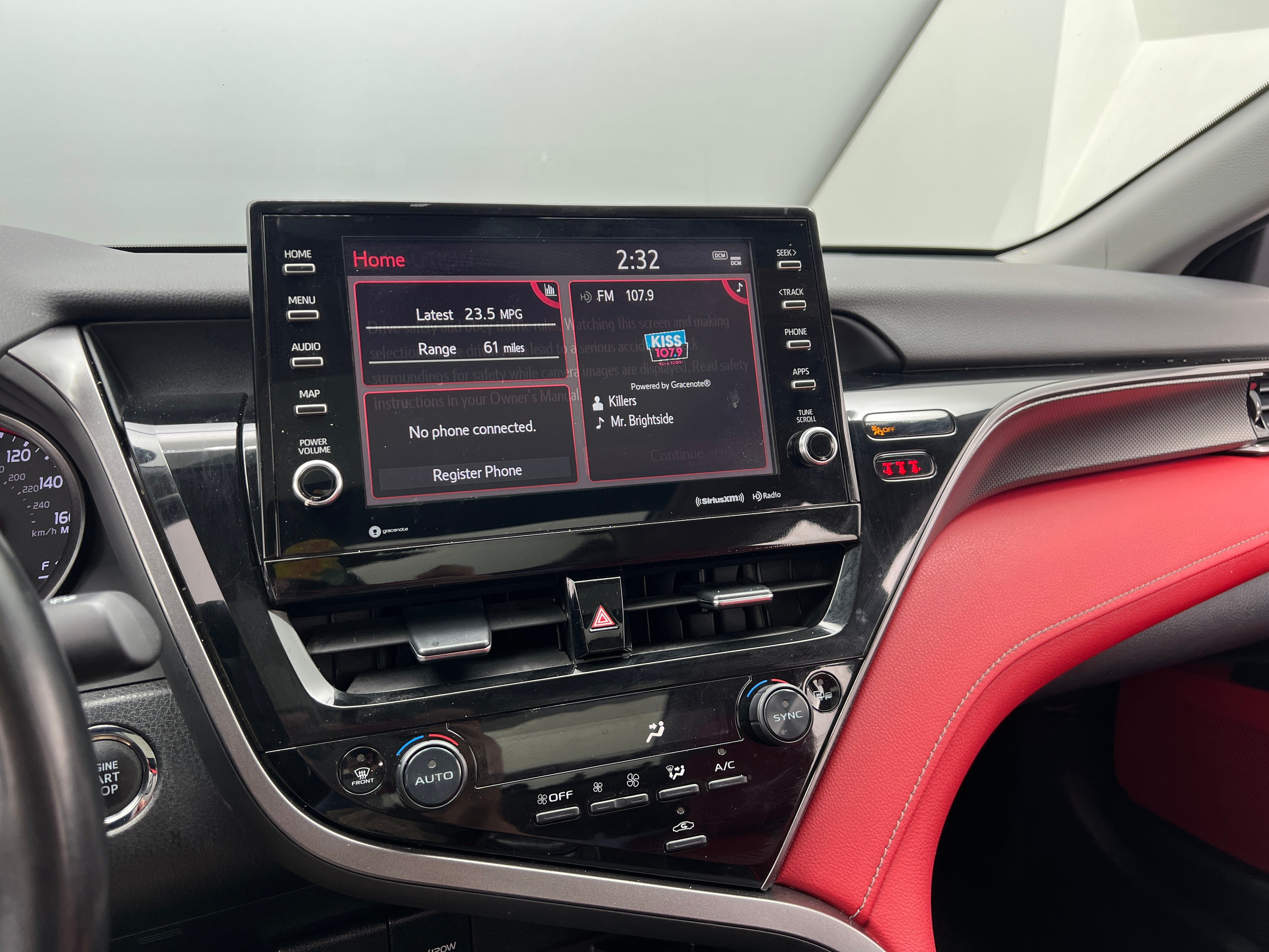 2022 Toyota Camry XSE 3