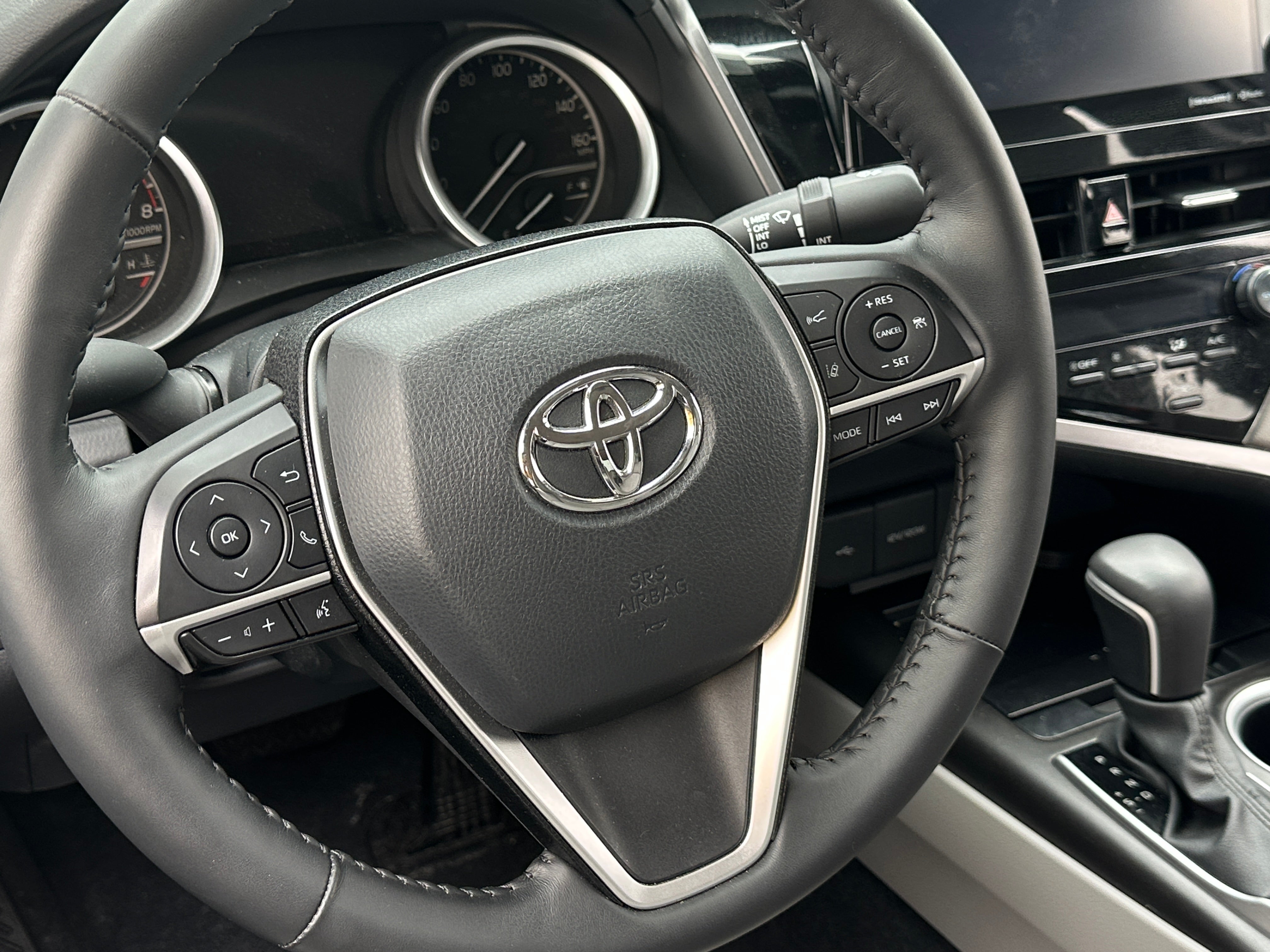 2024 Toyota Camry XLE 4
