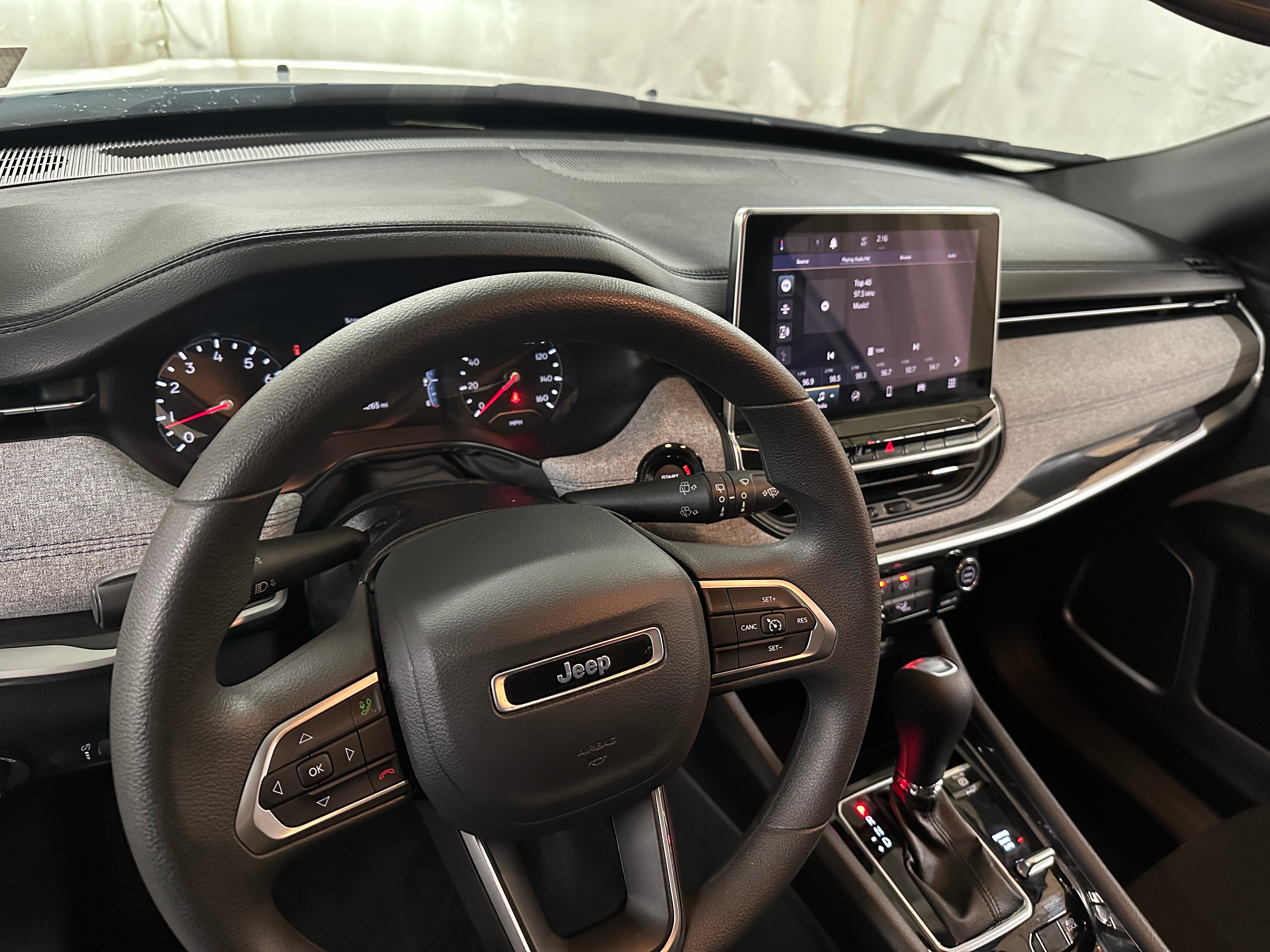 2024 Jeep Compass Sport 3