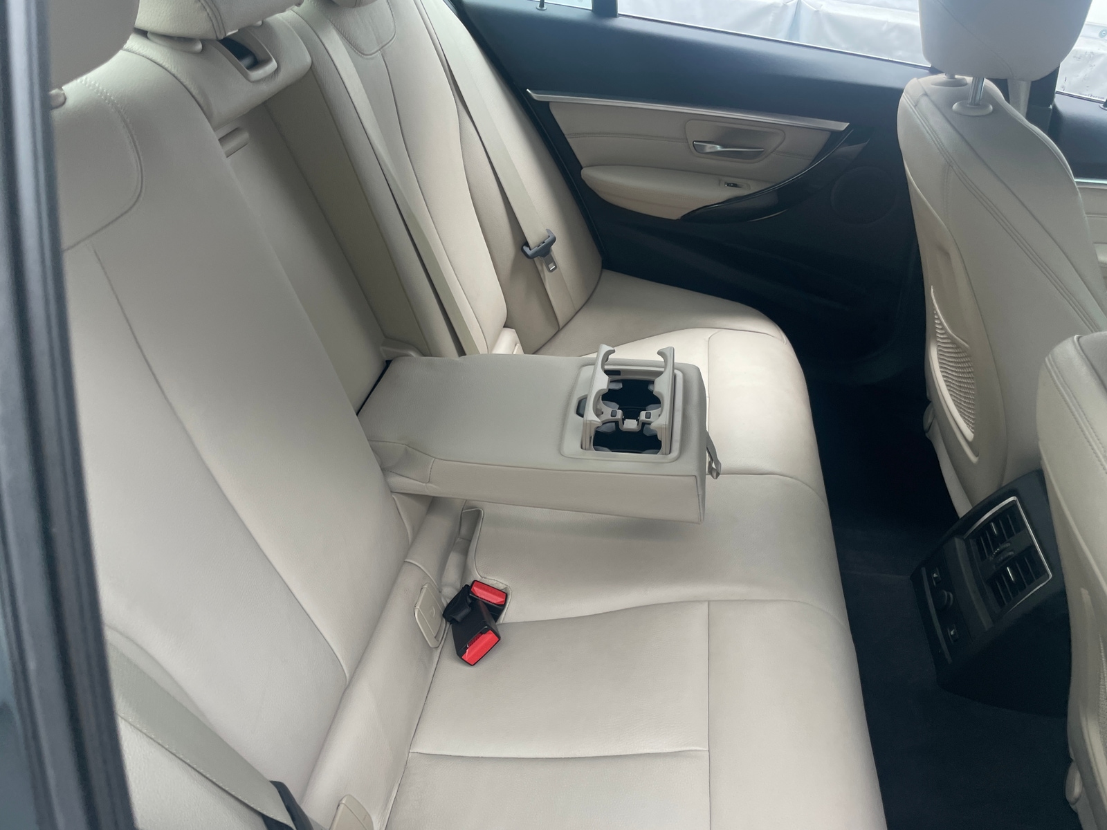 Thumbnail: 2017 BMW 3 Series - 5