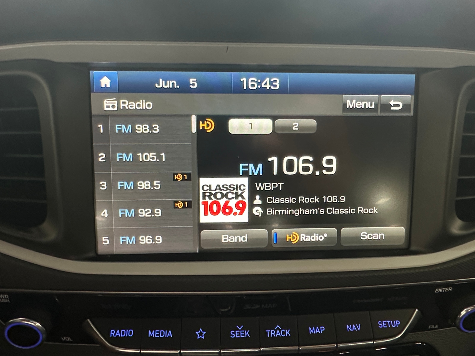 Thumbnail: 2019 Hyundai Ioniq - 3