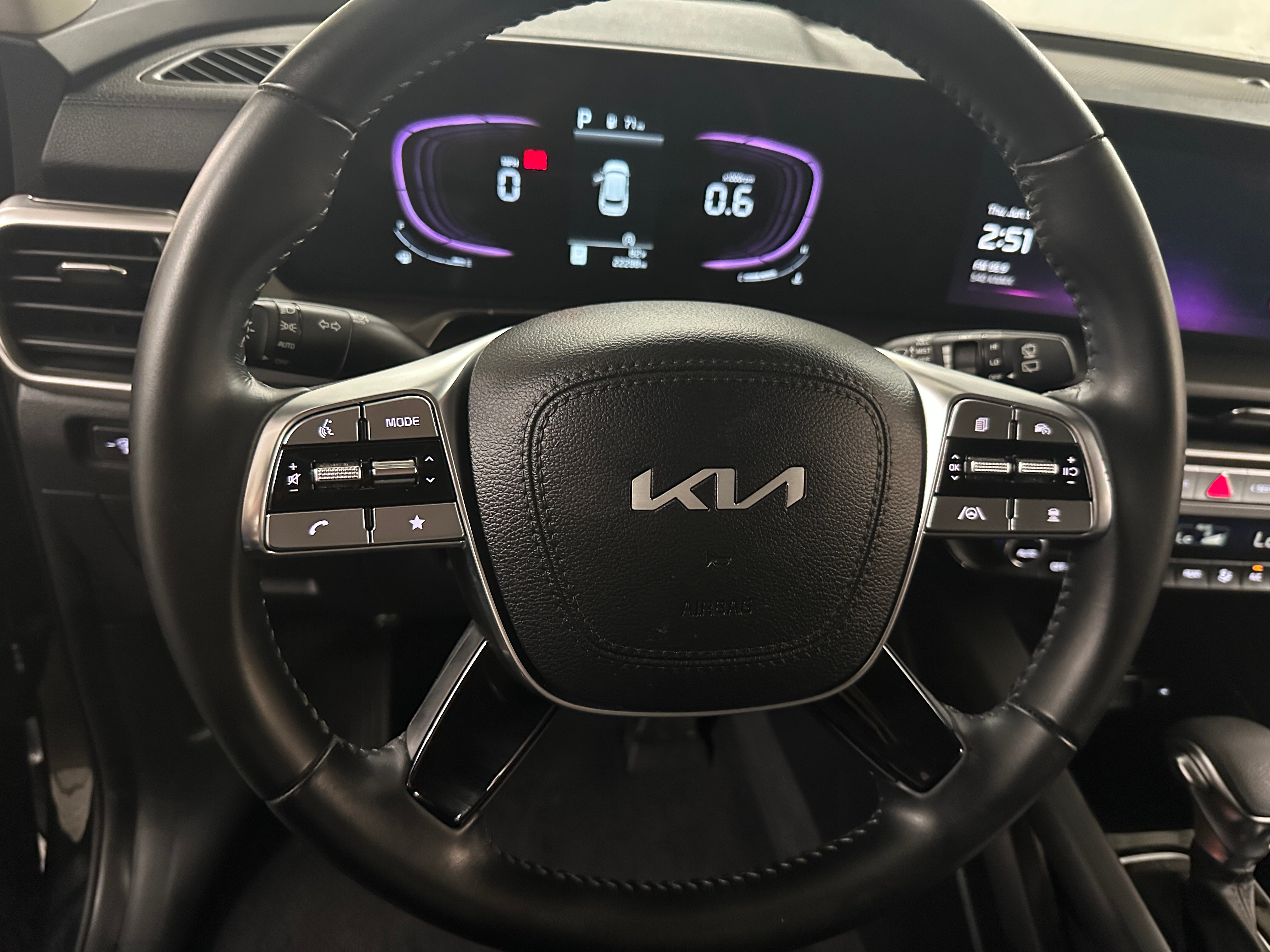 2023 Kia Telluride LX 4