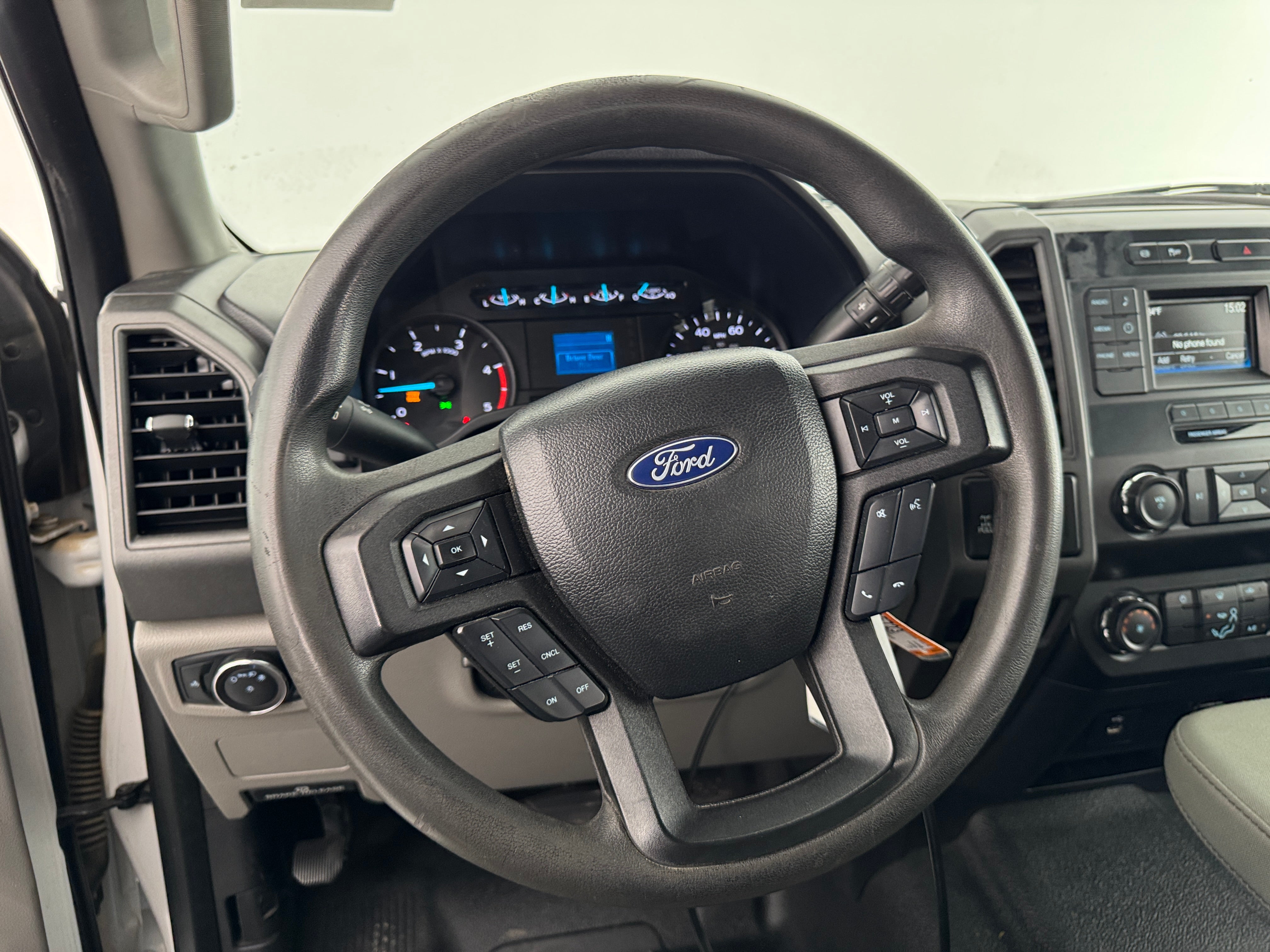 Thumbnail: 2019 Ford Econoline - 5