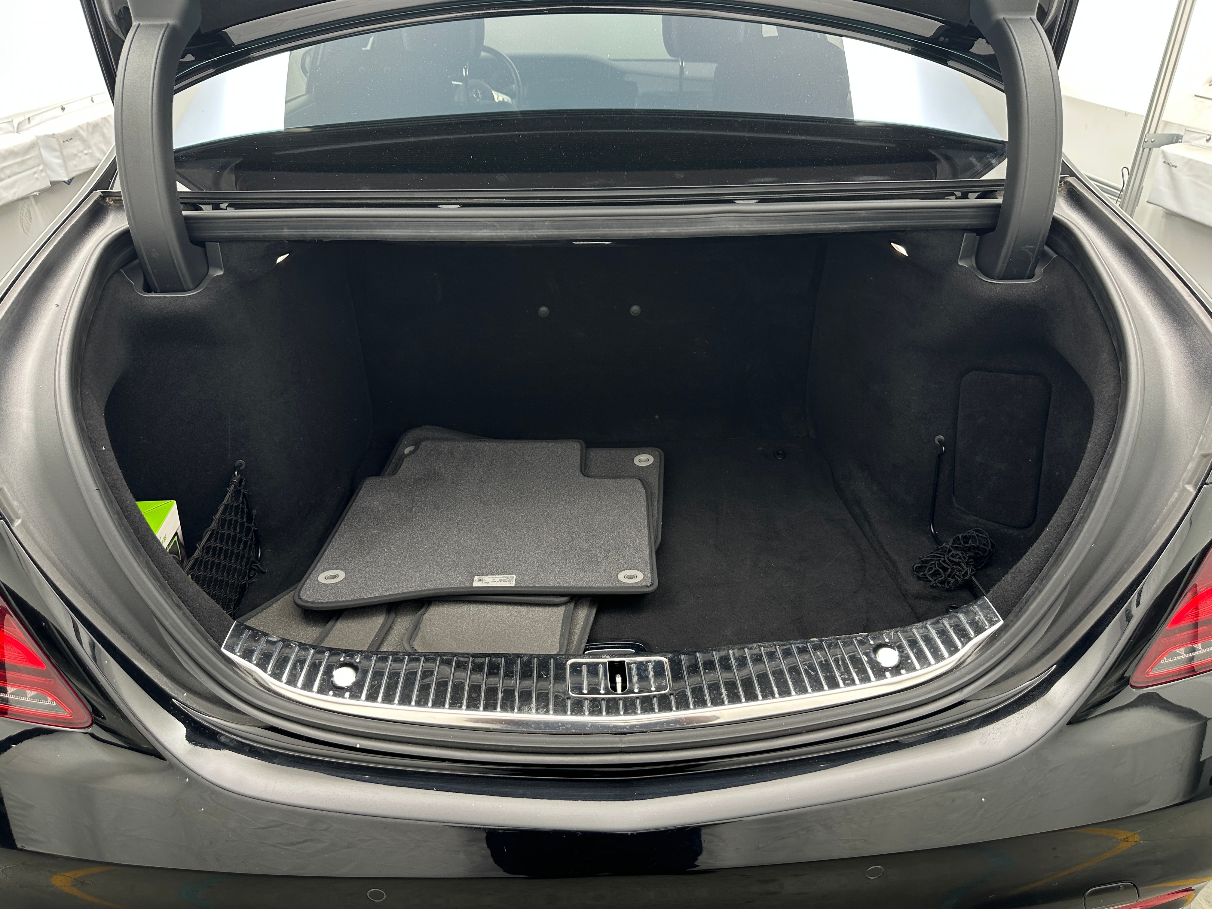 2018 Mercedes-Benz S-Class S 560 4MATIC 6