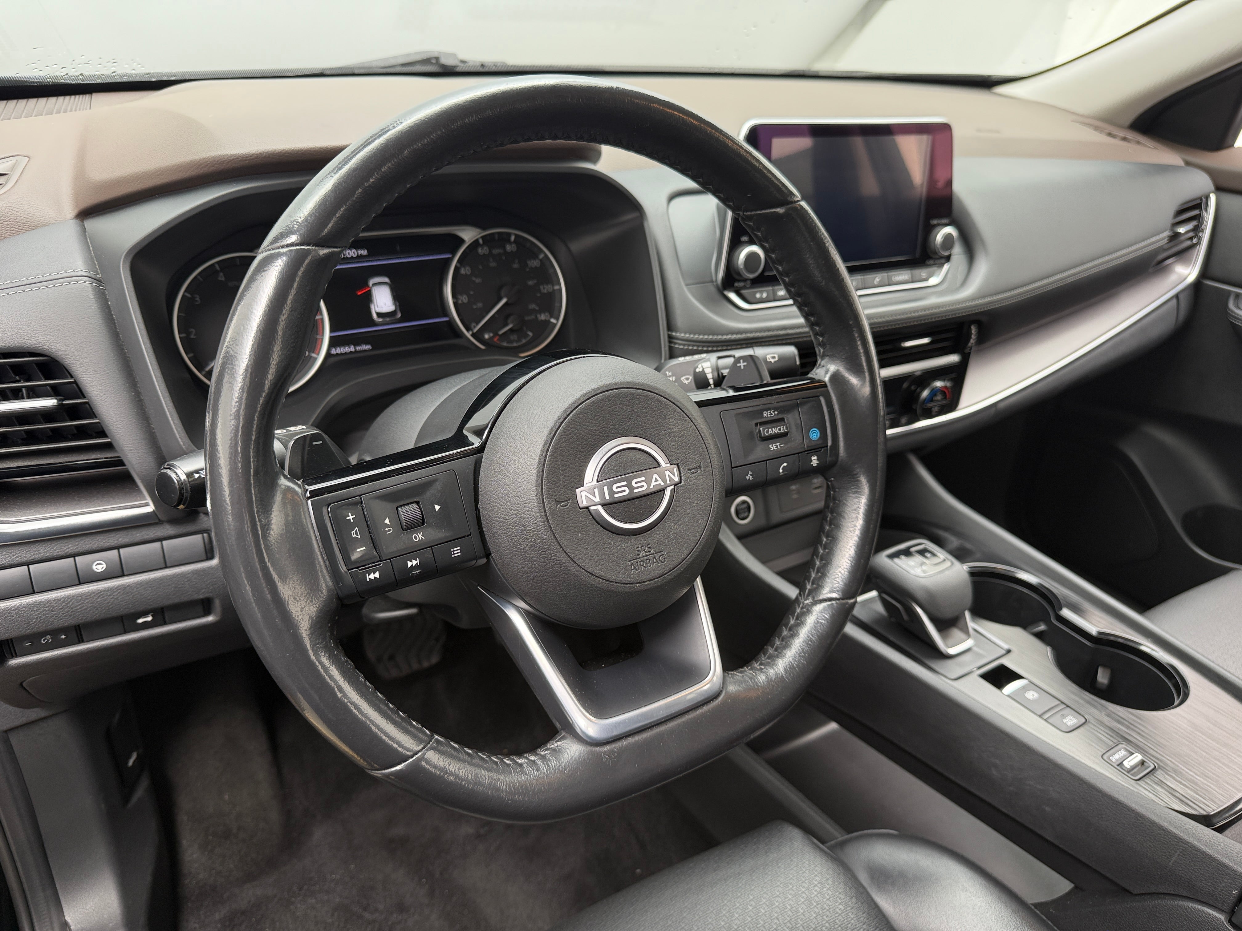 2022 Nissan Rogue SV 4