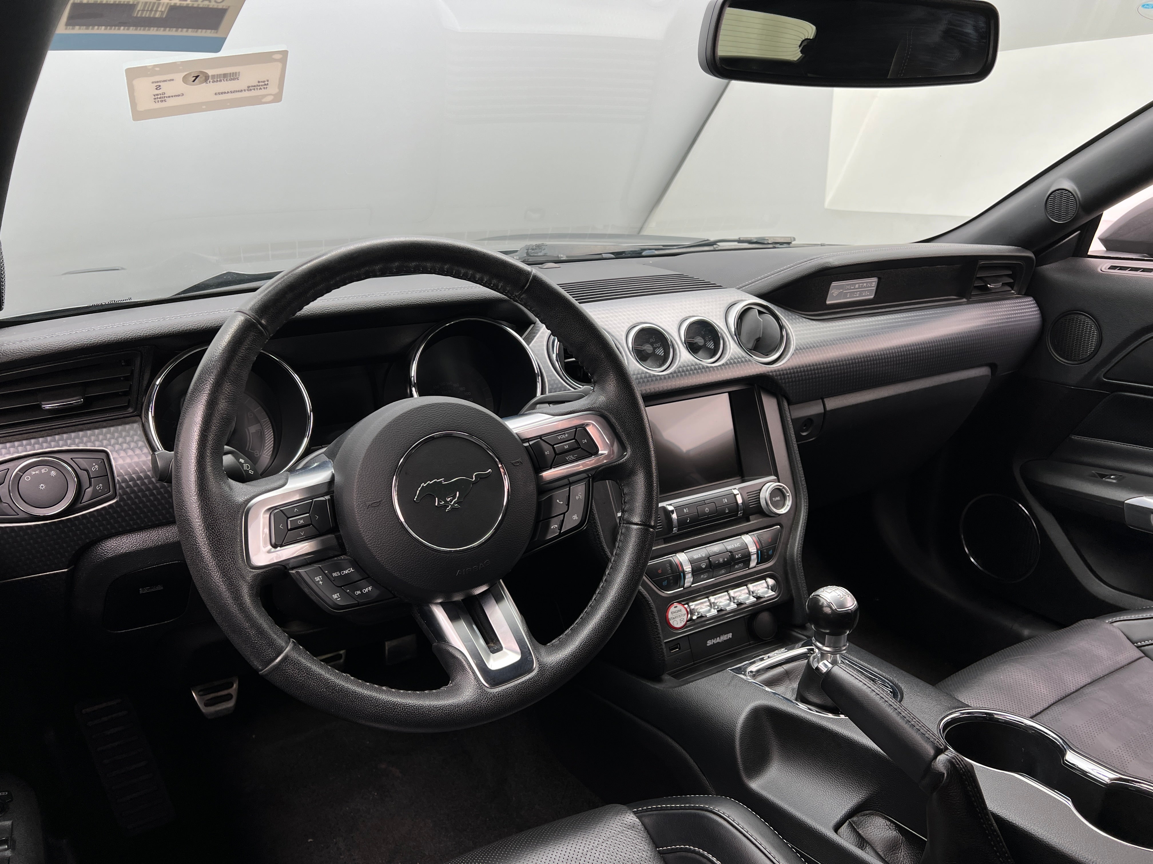 2017 Ford Mustang GT Premium 2