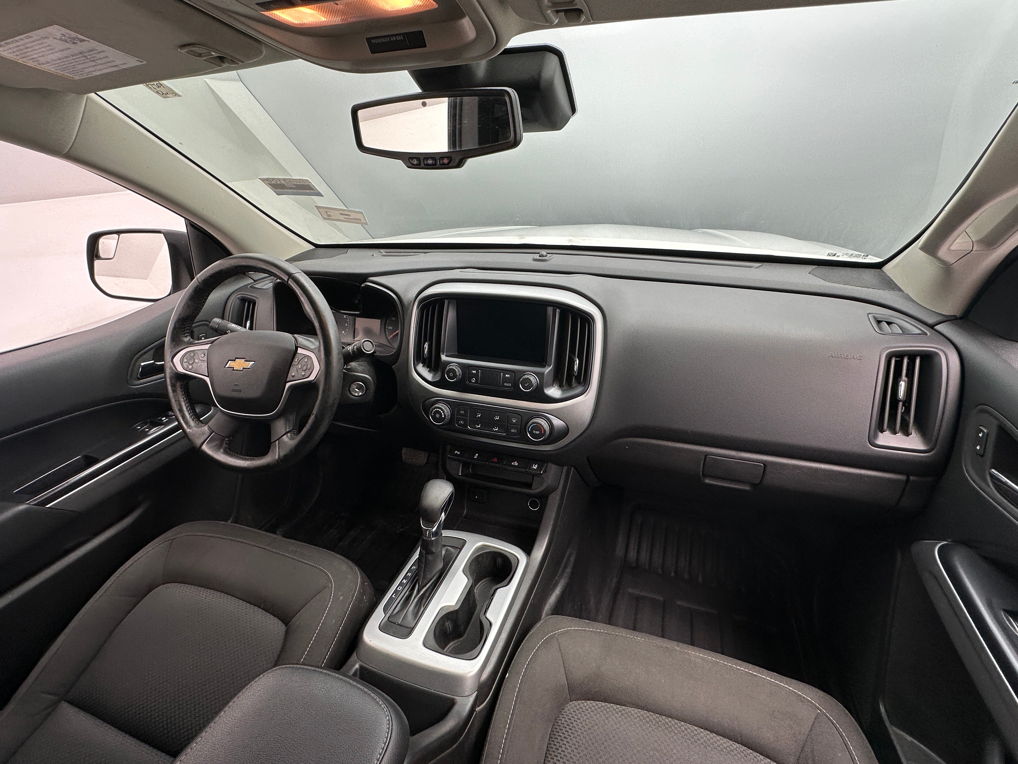 2022 Chevrolet Colorado LT 3