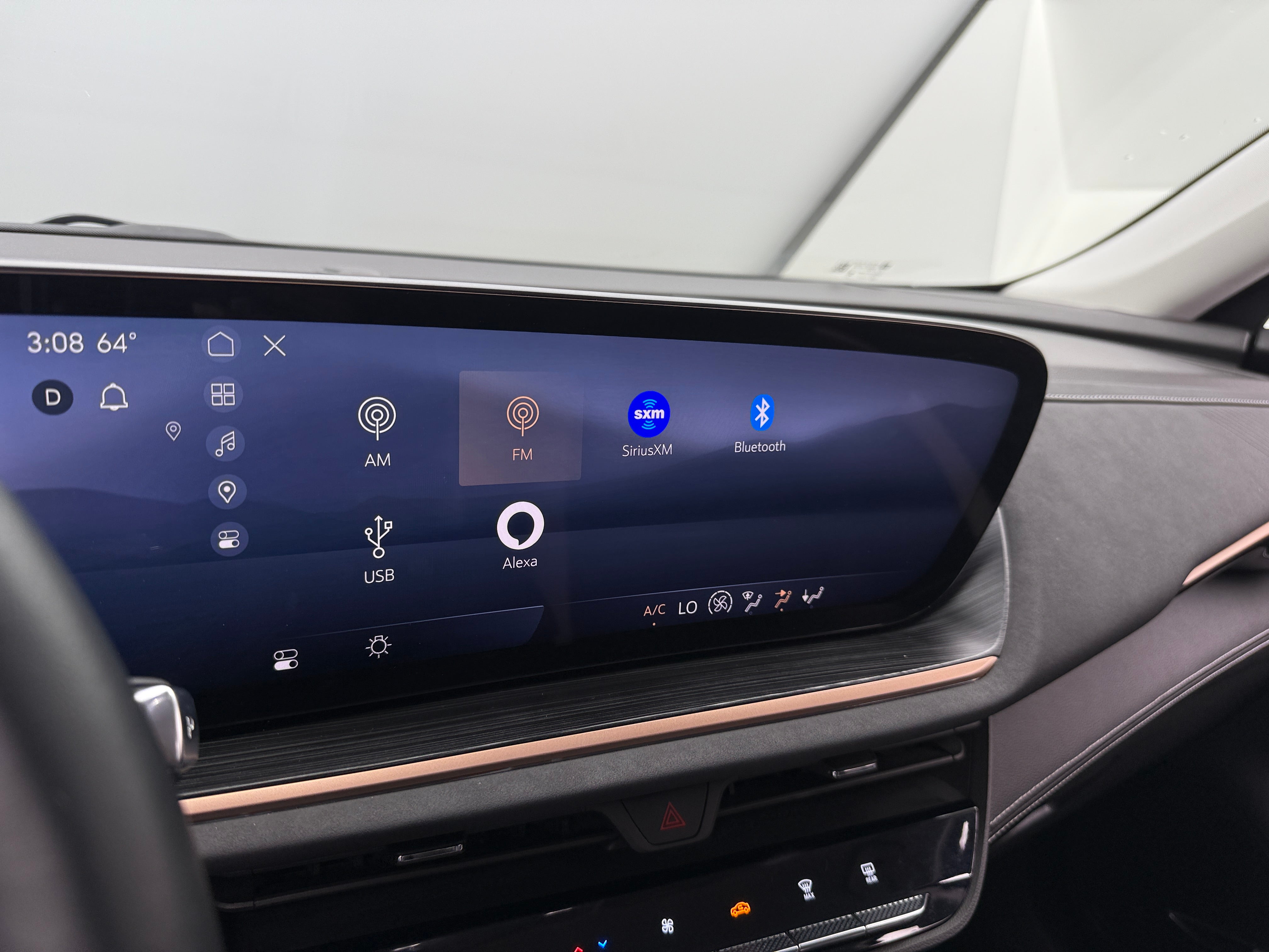 2024 Buick Envision Sport Touring 3