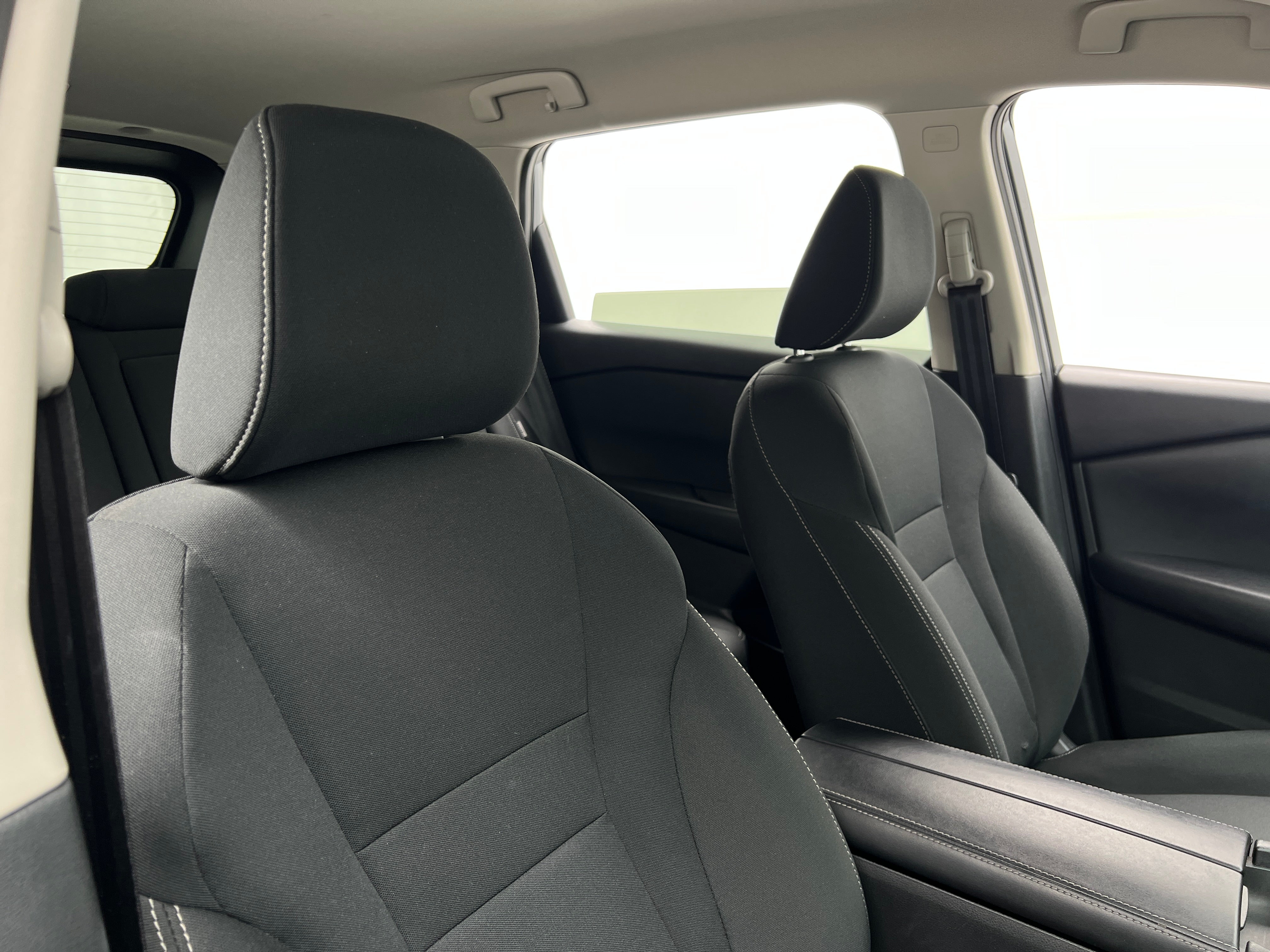2024 Nissan Rogue S 2