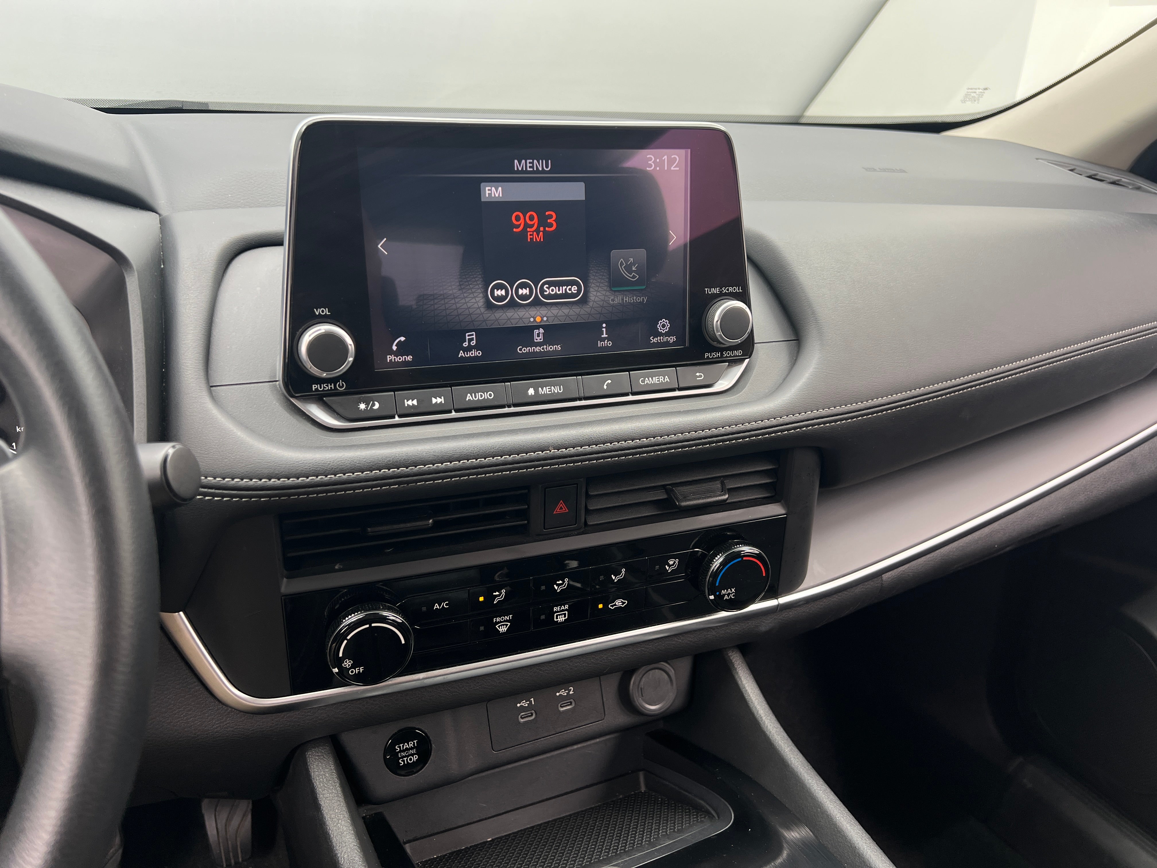 2024 Nissan Rogue S 4