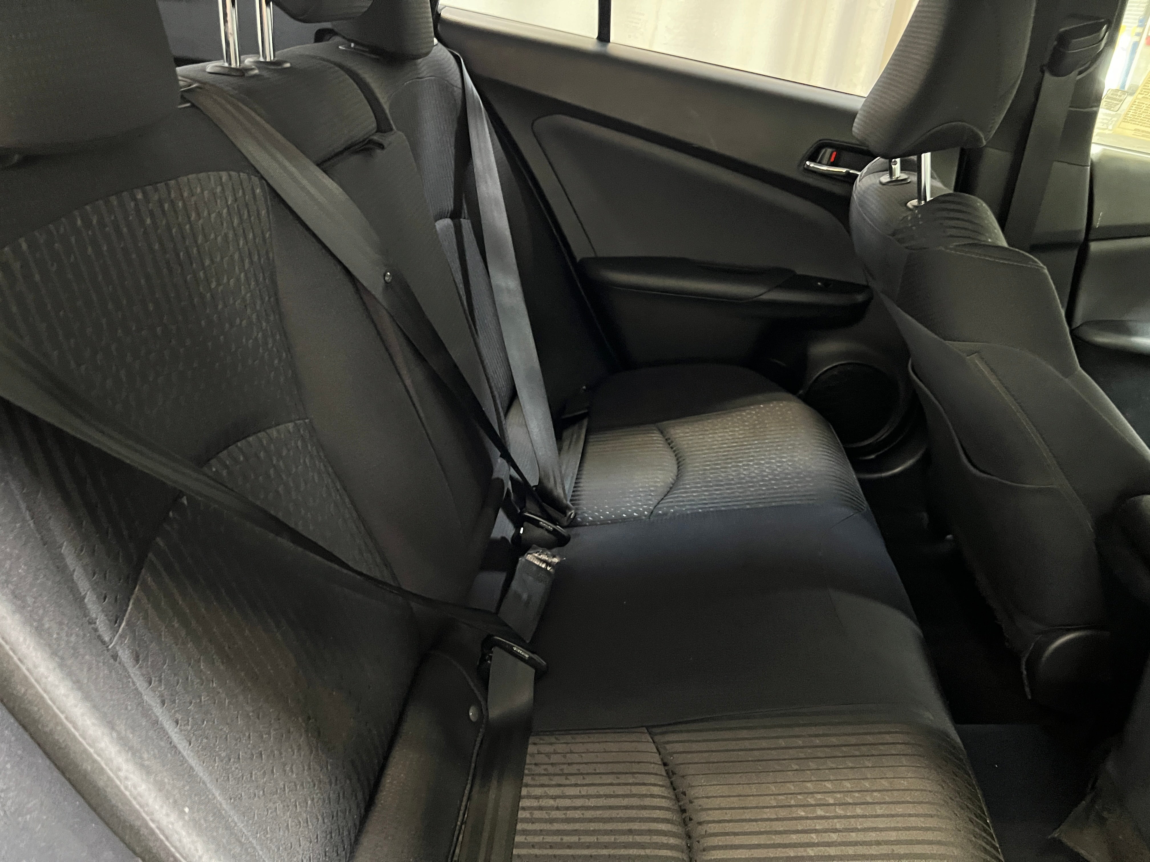 2018 Toyota Prius Two 6