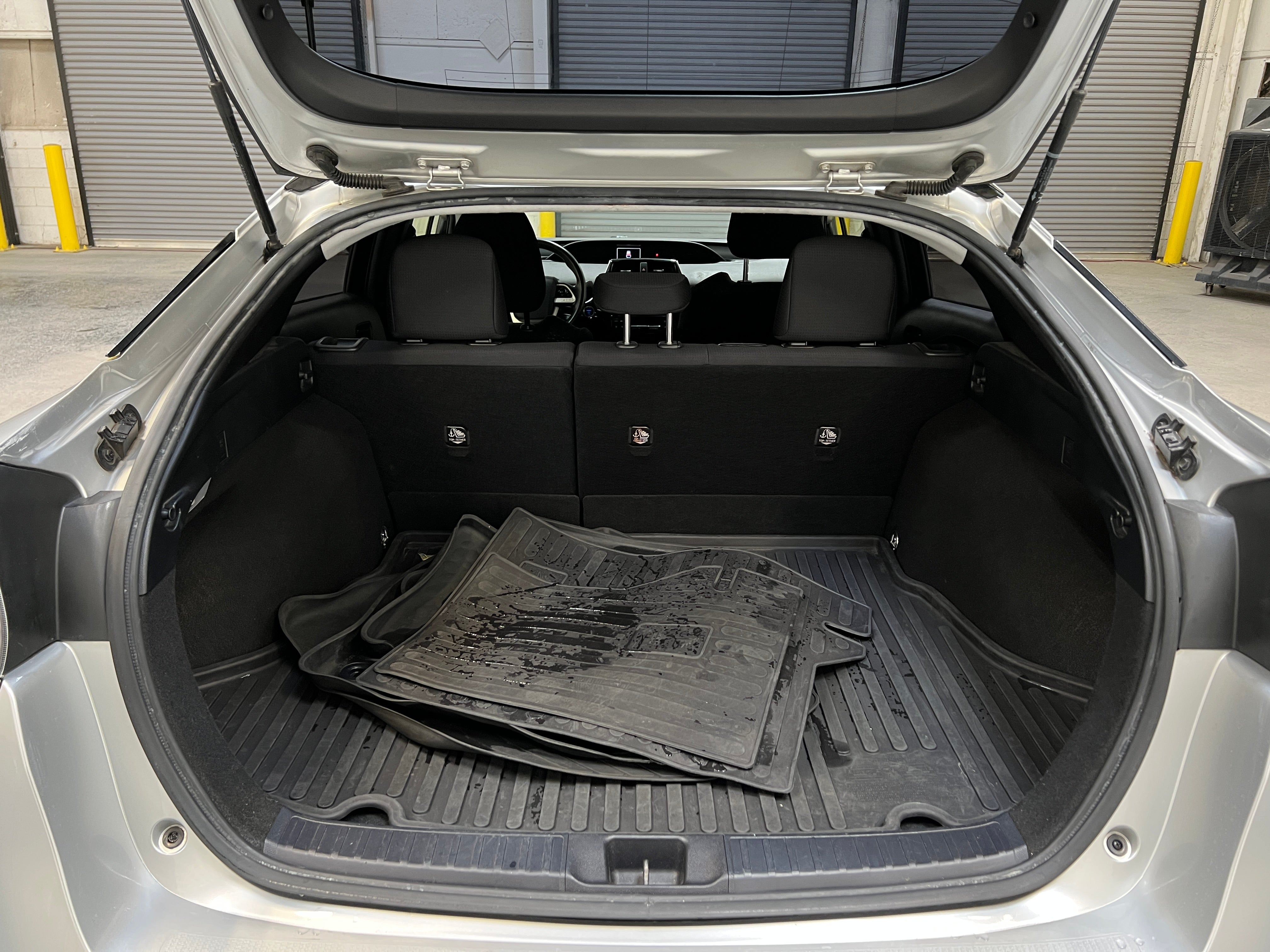 2018 Toyota Prius Two 7