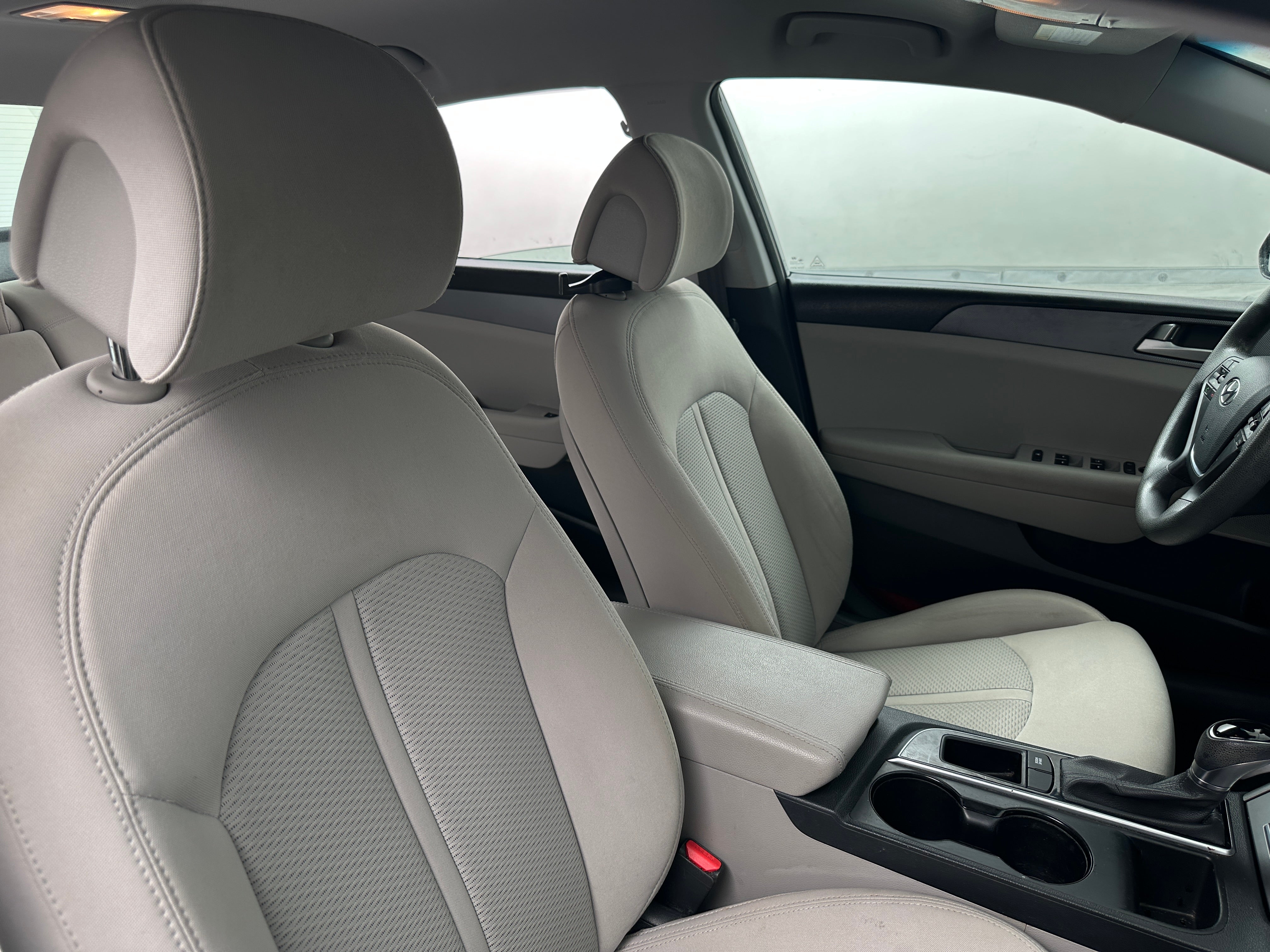 2017 Hyundai Sonata Base 2