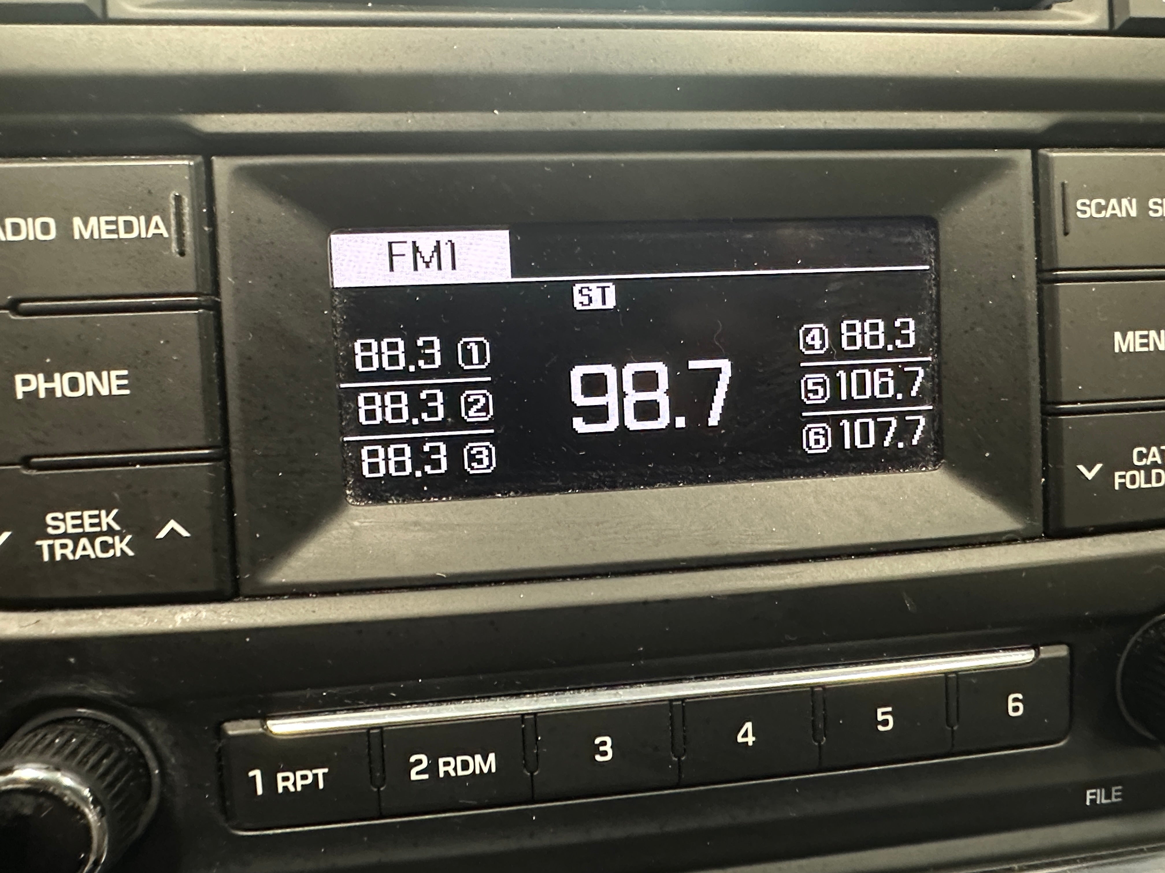 2017 Hyundai Sonata Base 4