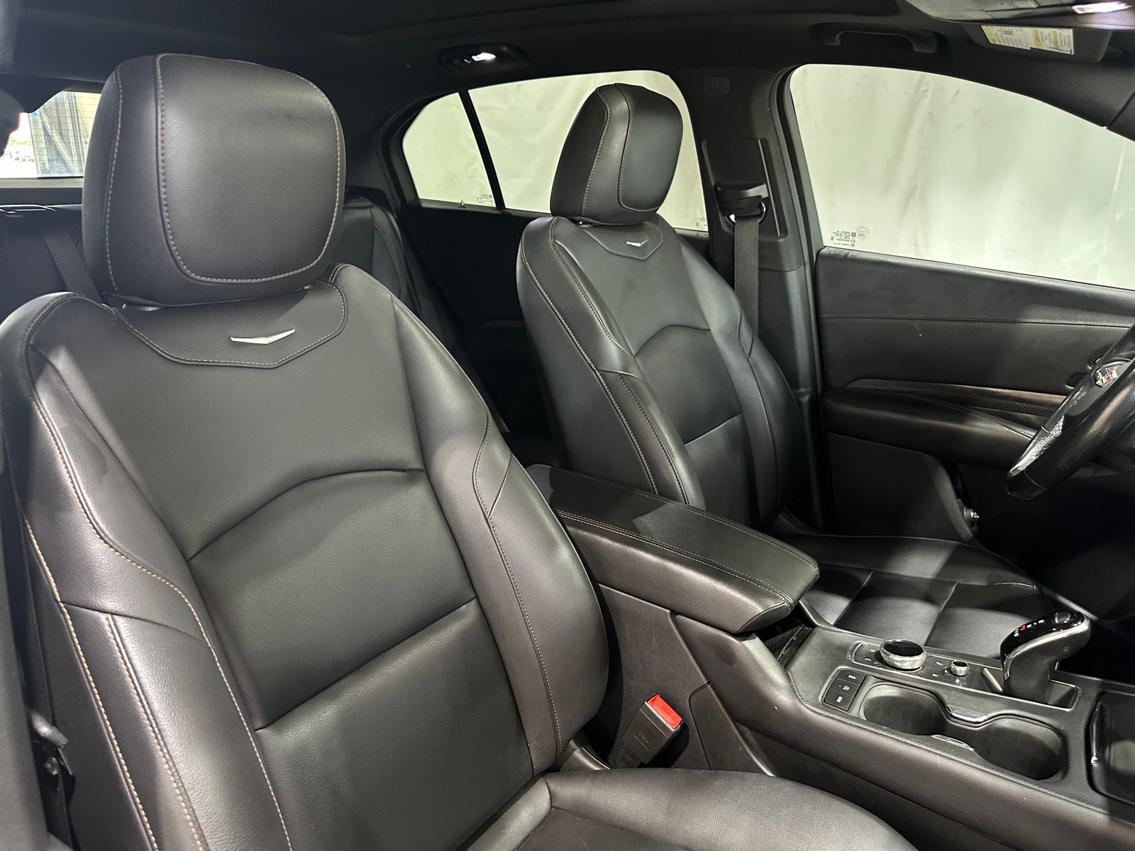 Thumbnail: 2021 Cadillac XT4 - 2
