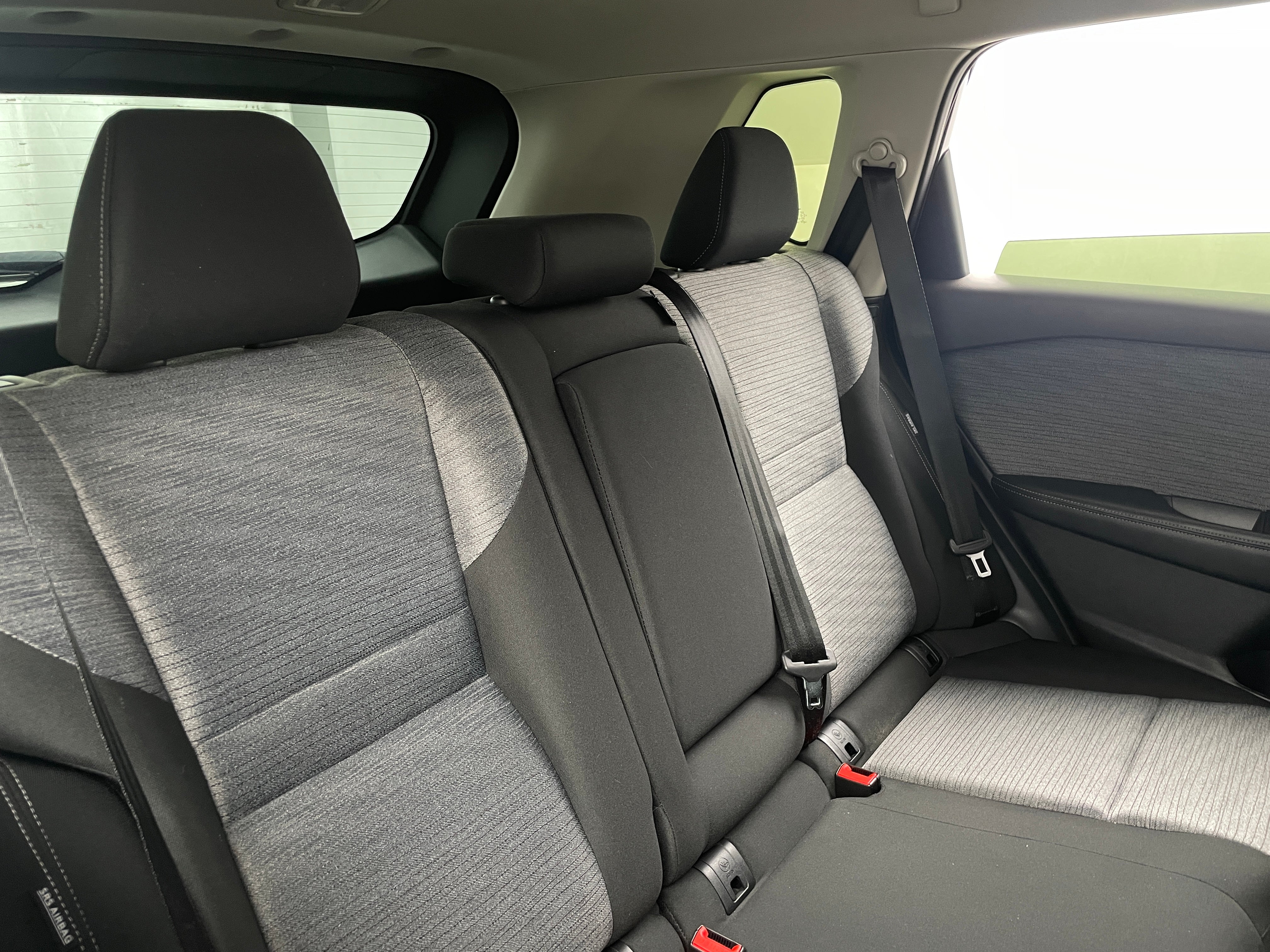 2023 Nissan Rogue SV 6