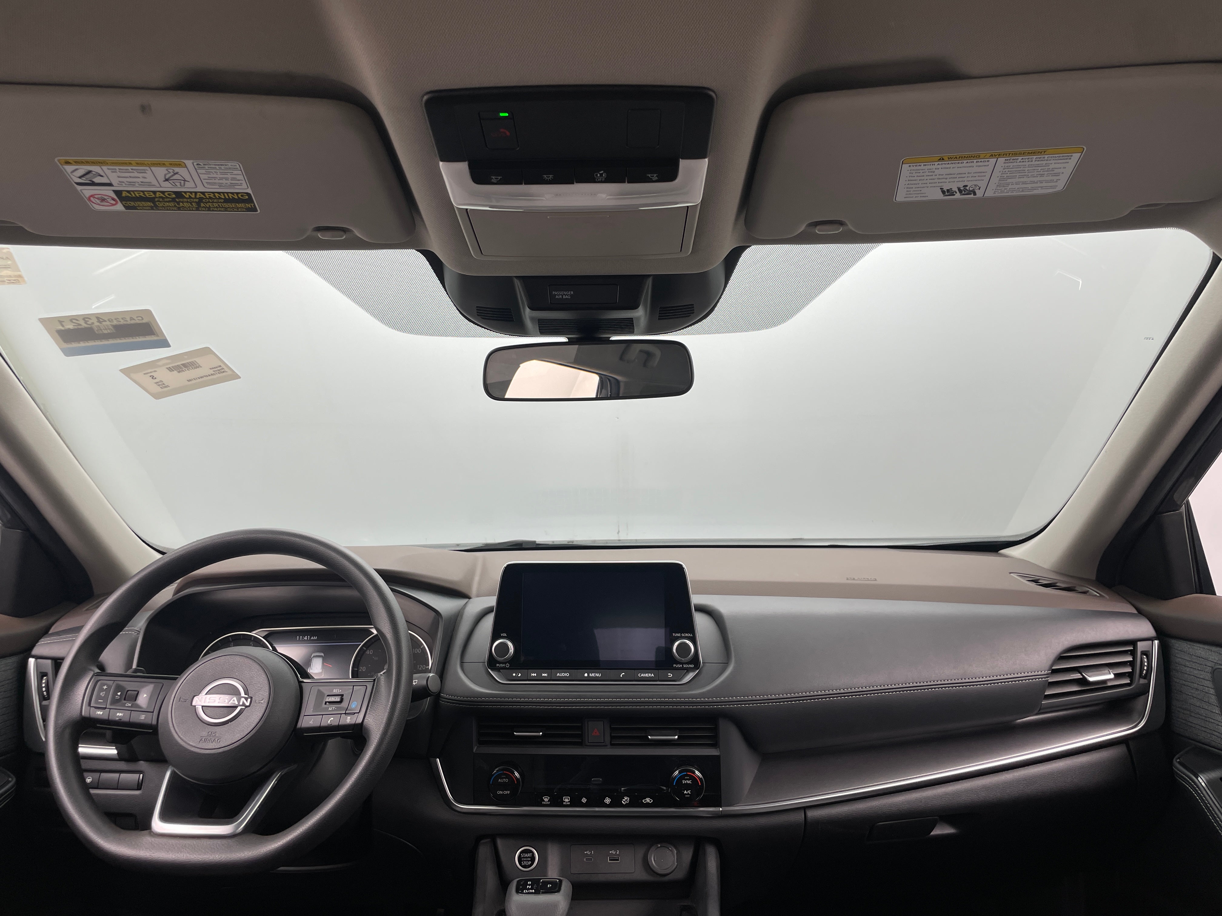2023 Nissan Rogue SV 3