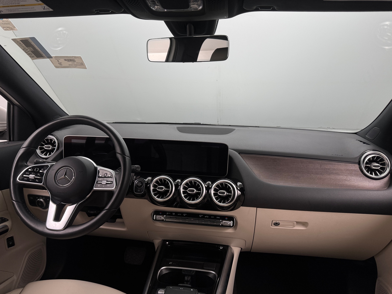Thumbnail: 2021 Mercedes-Benz GLA - 3