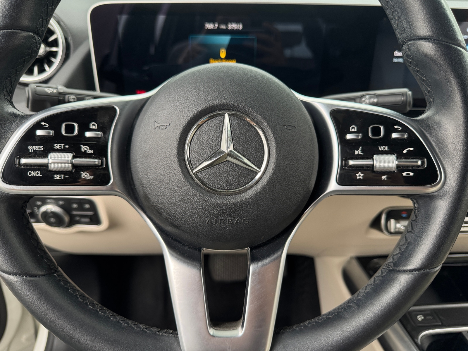 Thumbnail: 2021 Mercedes-Benz GLA - 5