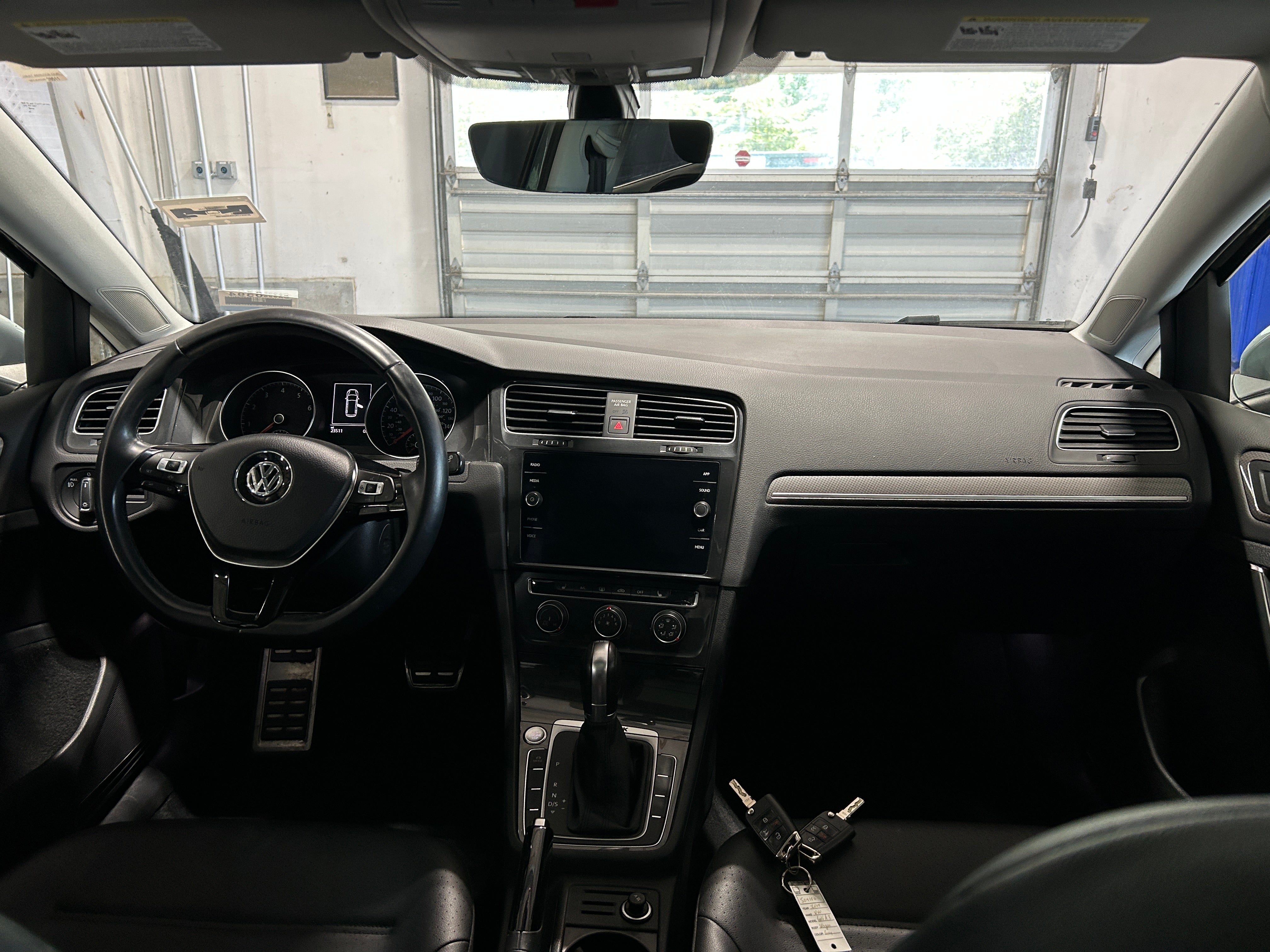 2019 Volkswagen Golf Alltrack SE 2