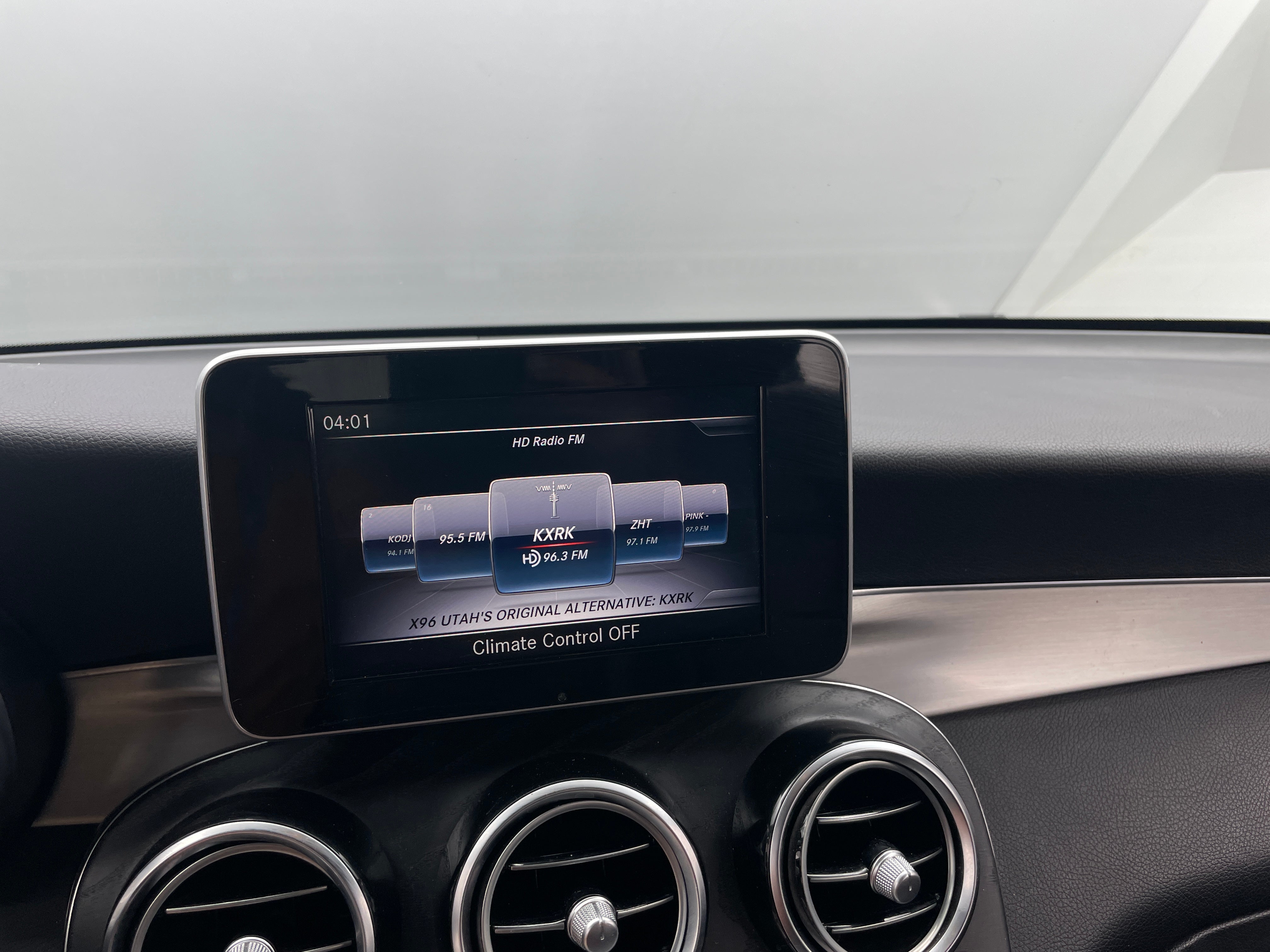 2019 Mercedes-Benz GLC 300 3