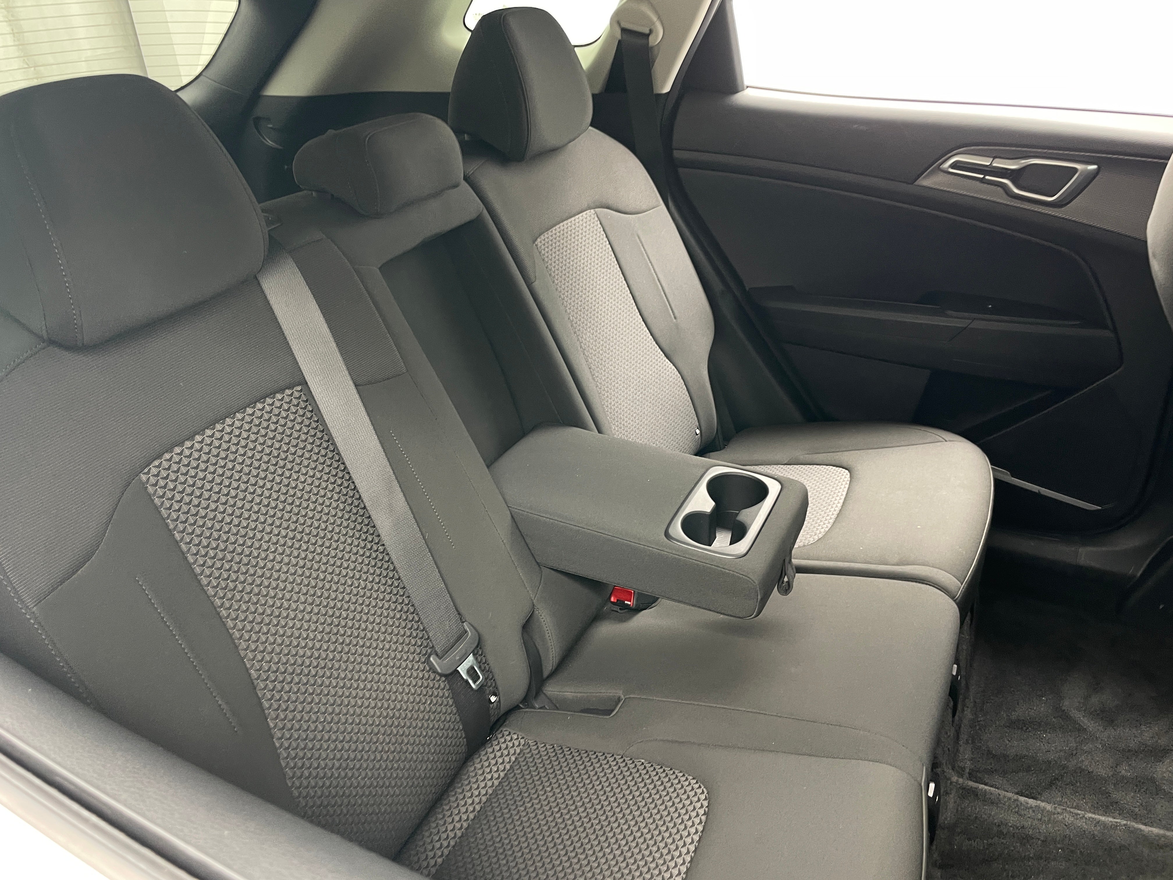 2024 Kia Sportage LX 6
