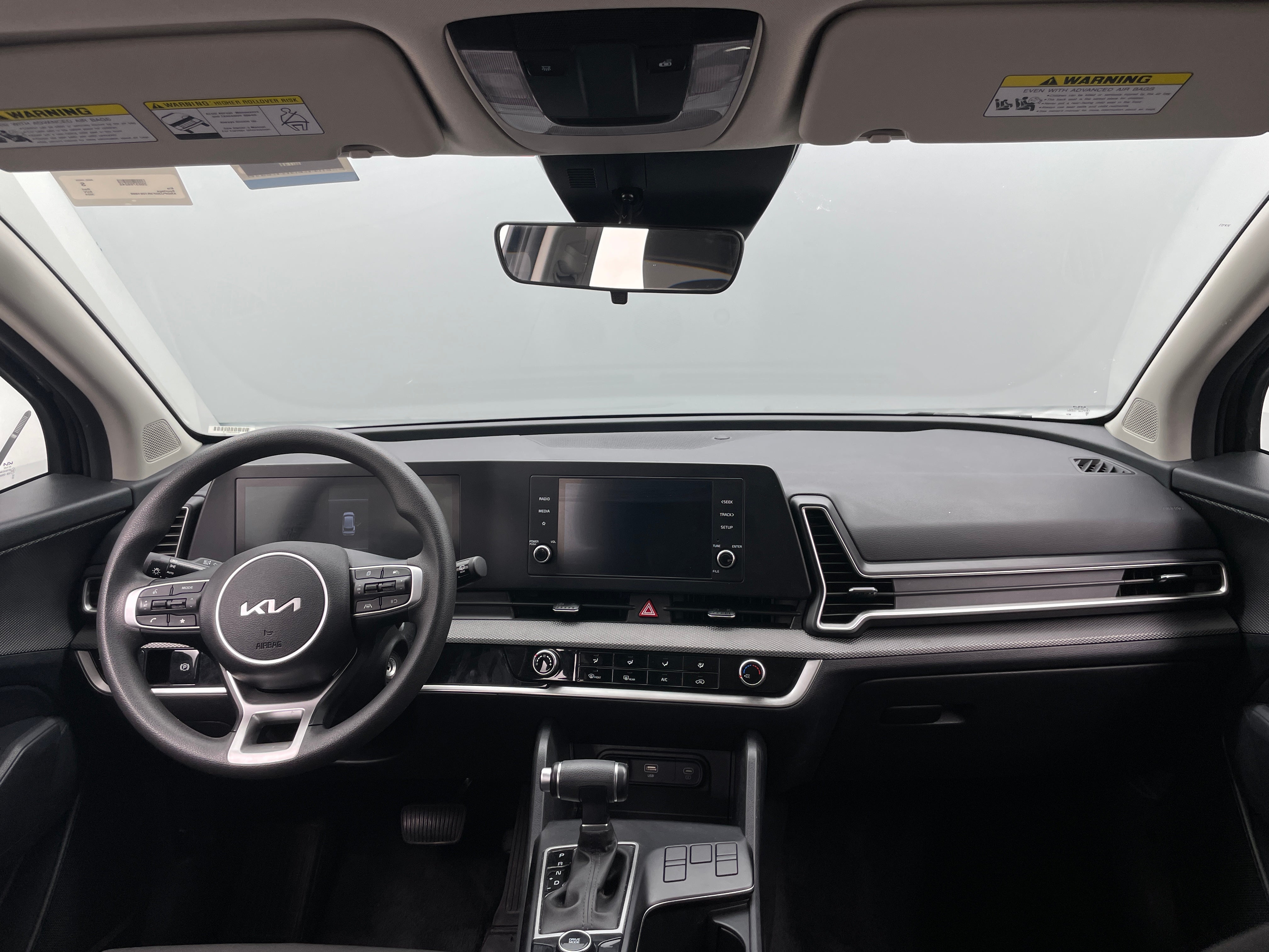 2024 Kia Sportage LX 3