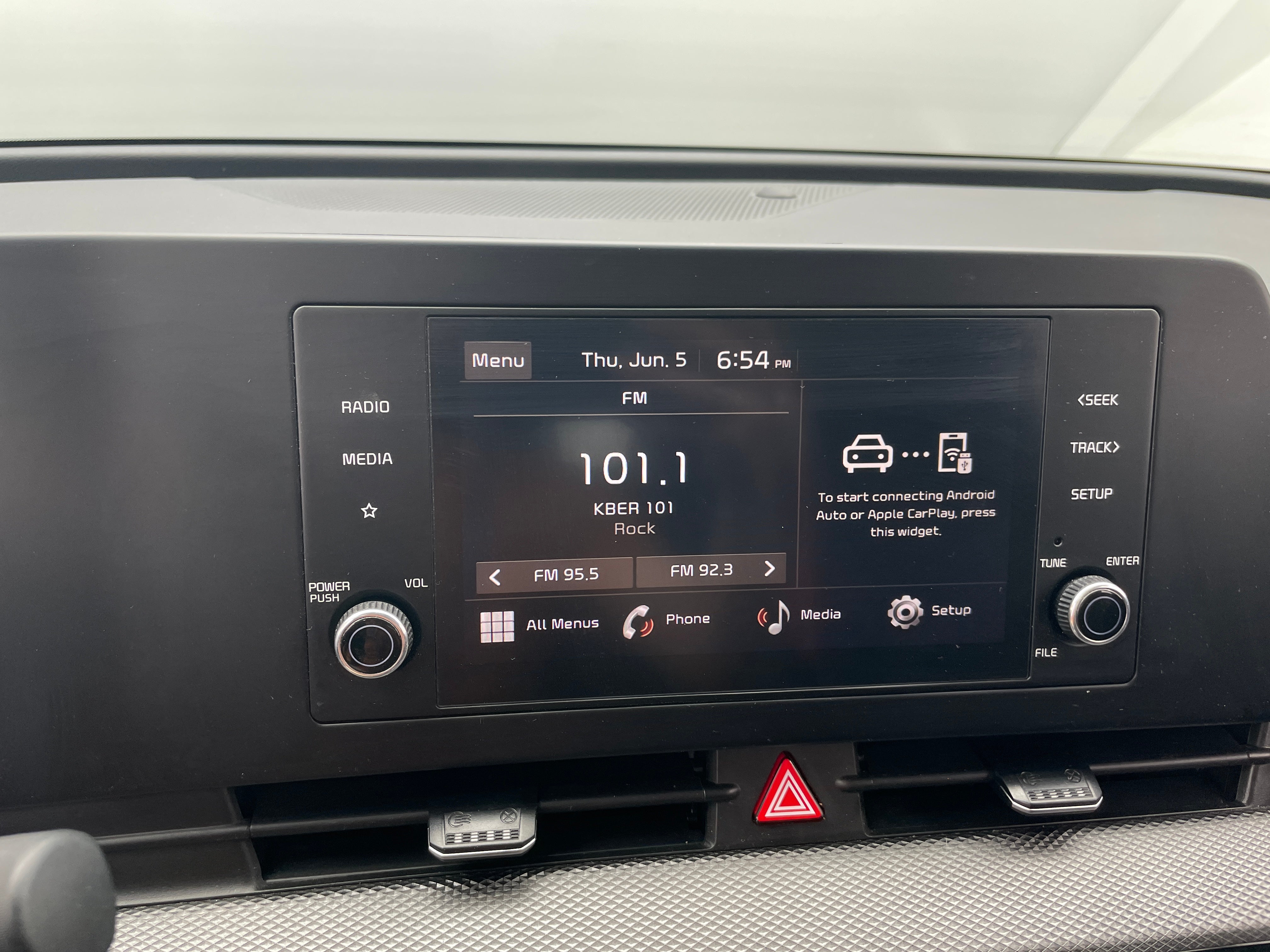 2024 Kia Sportage LX 4