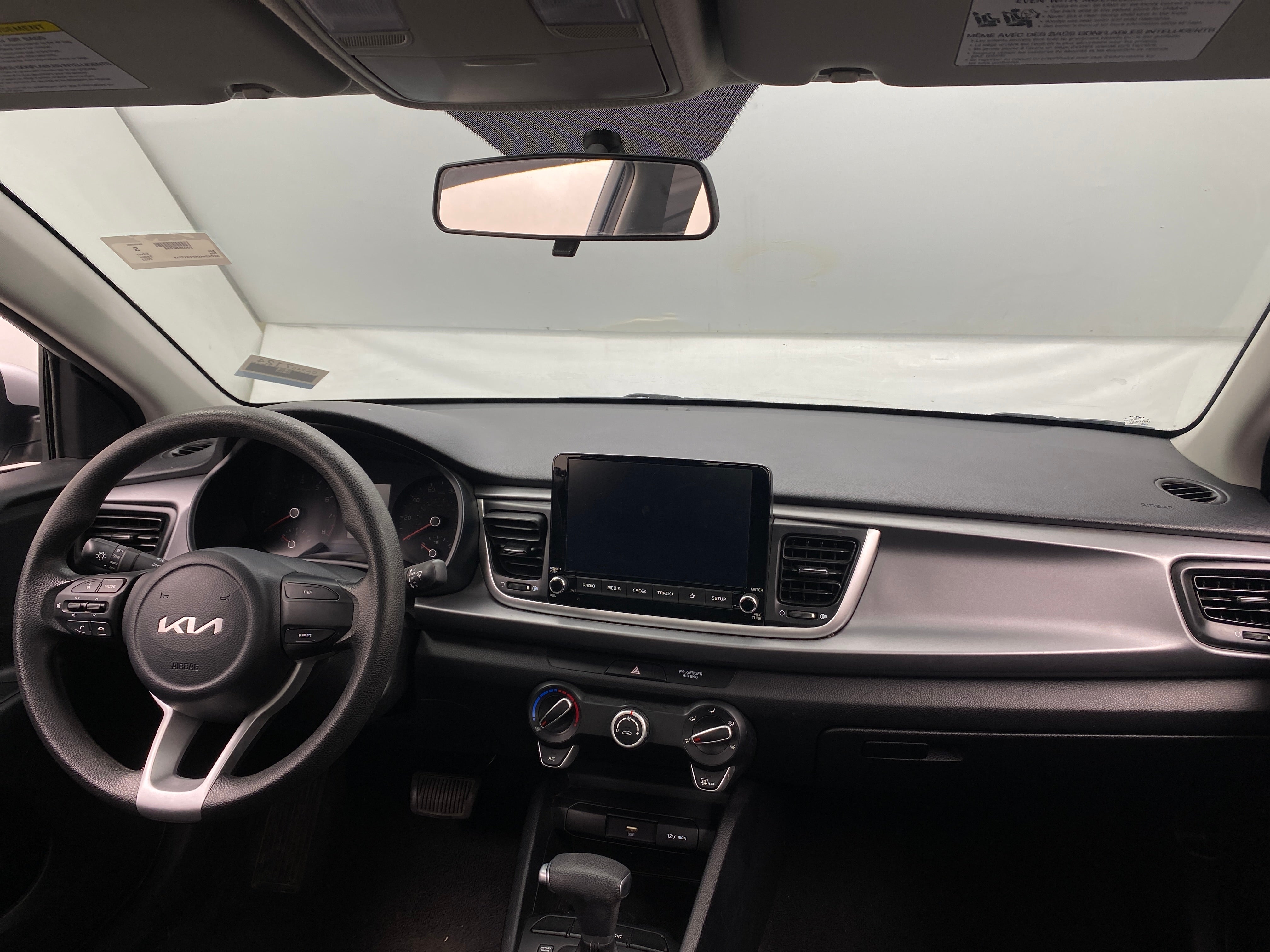 2023 Kia Rio LX 3