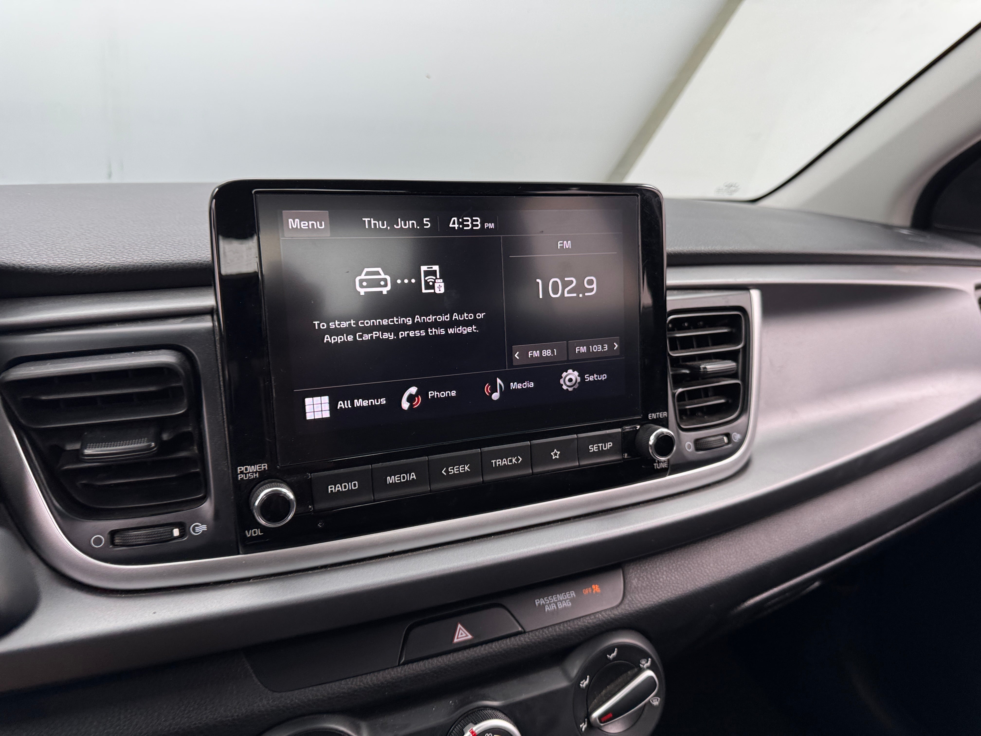 2023 Kia Rio LX 4