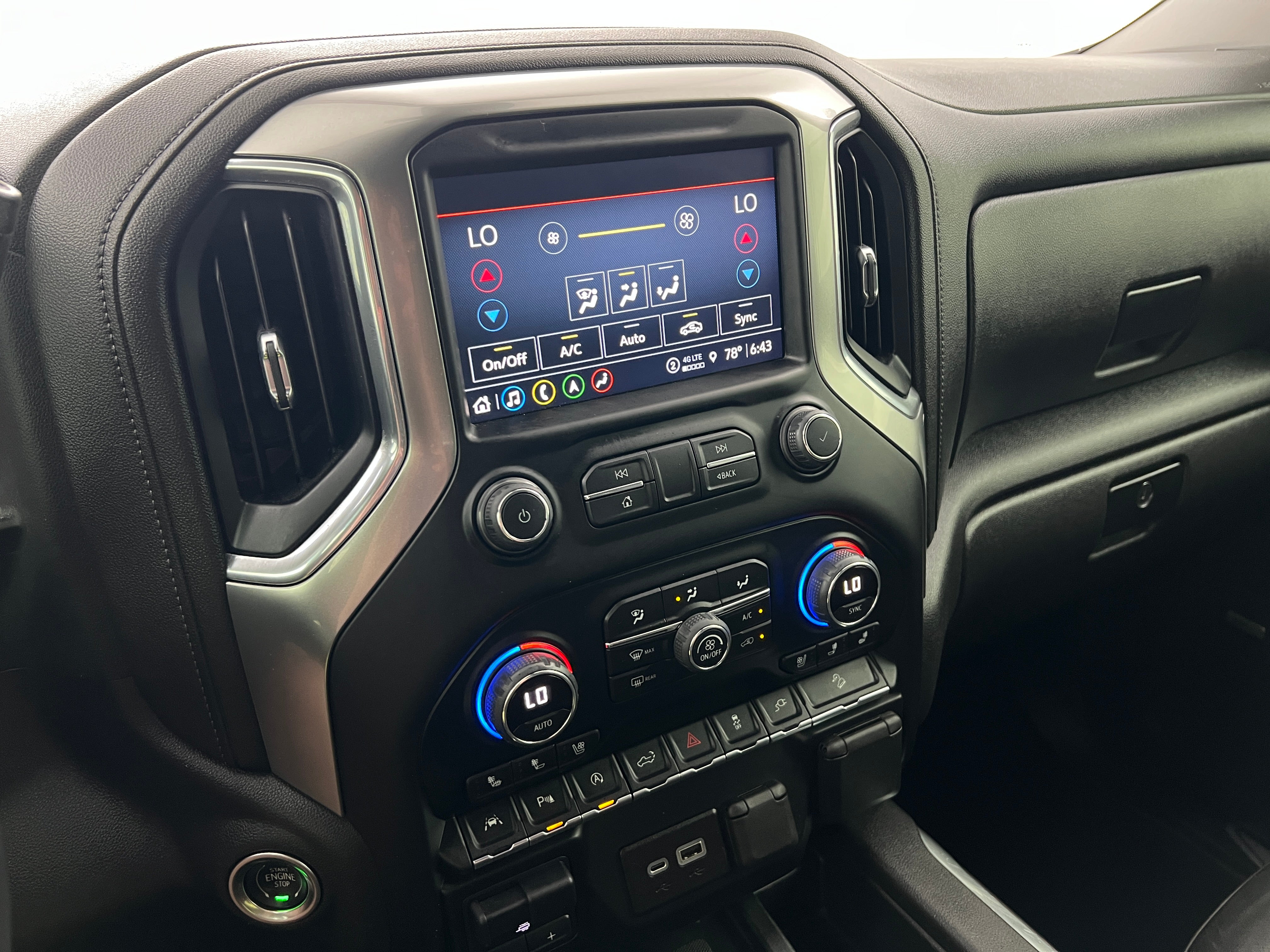 2022 Chevrolet Silverado 1500 Limited LTZ 3