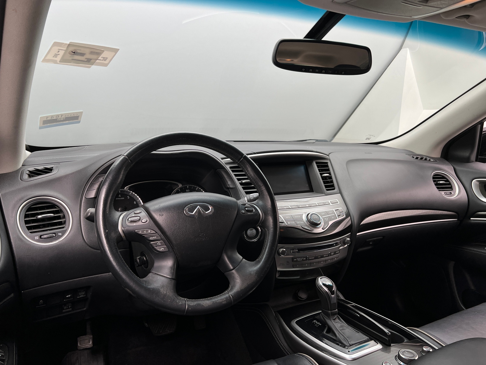Thumbnail: 2016 INFINITI QX60 - 2