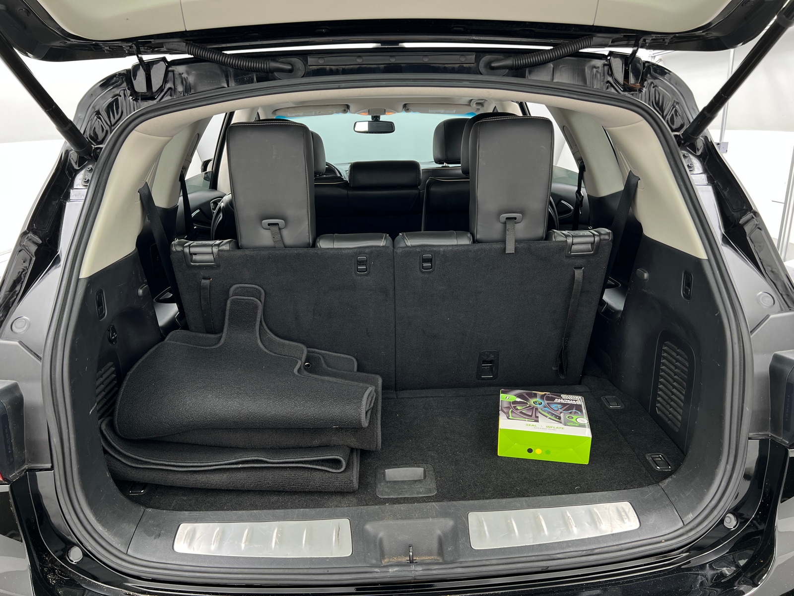 Thumbnail: 2016 INFINITI QX60 - 6