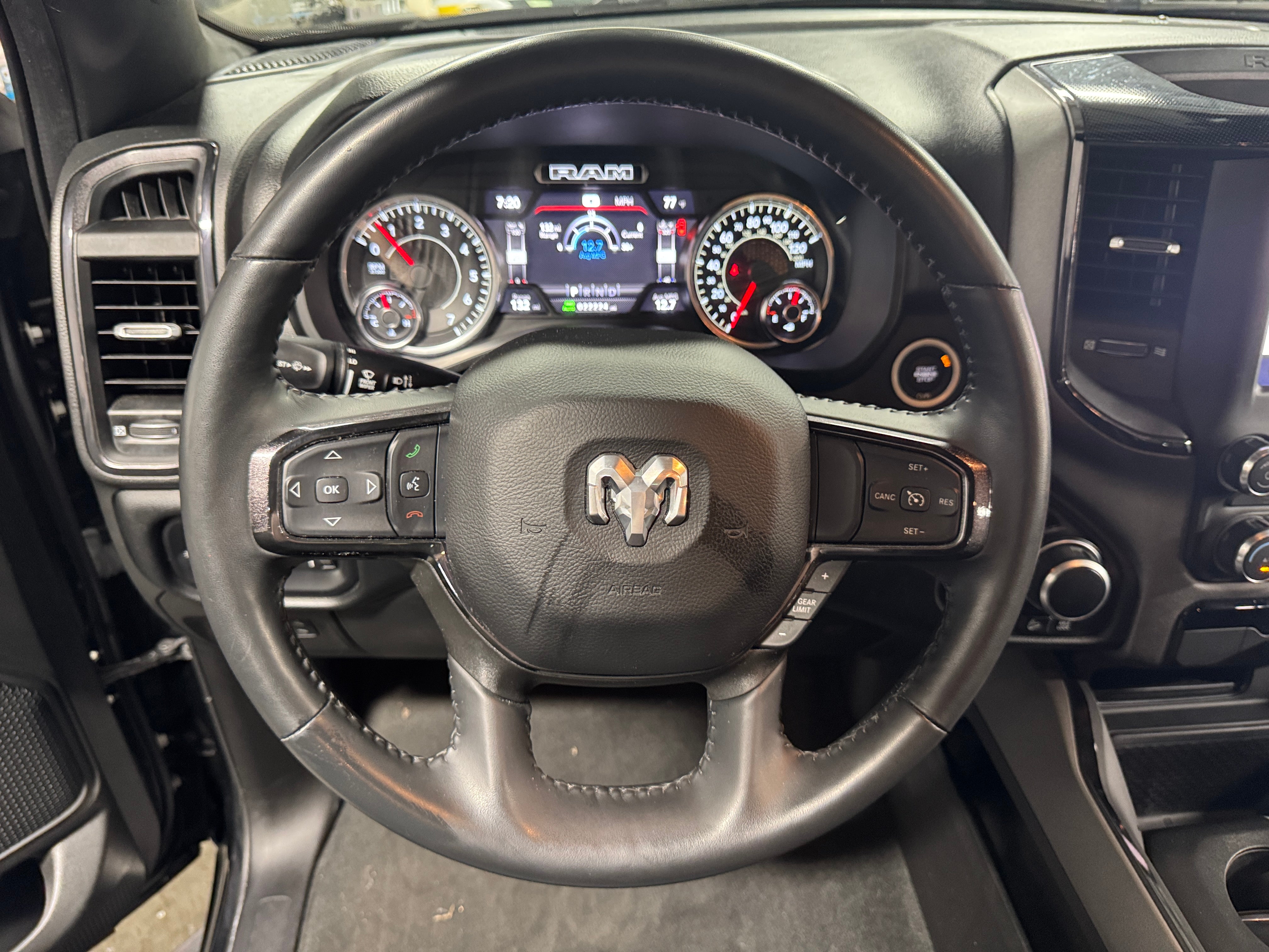 2022 RAM 1500 Big Horn 5