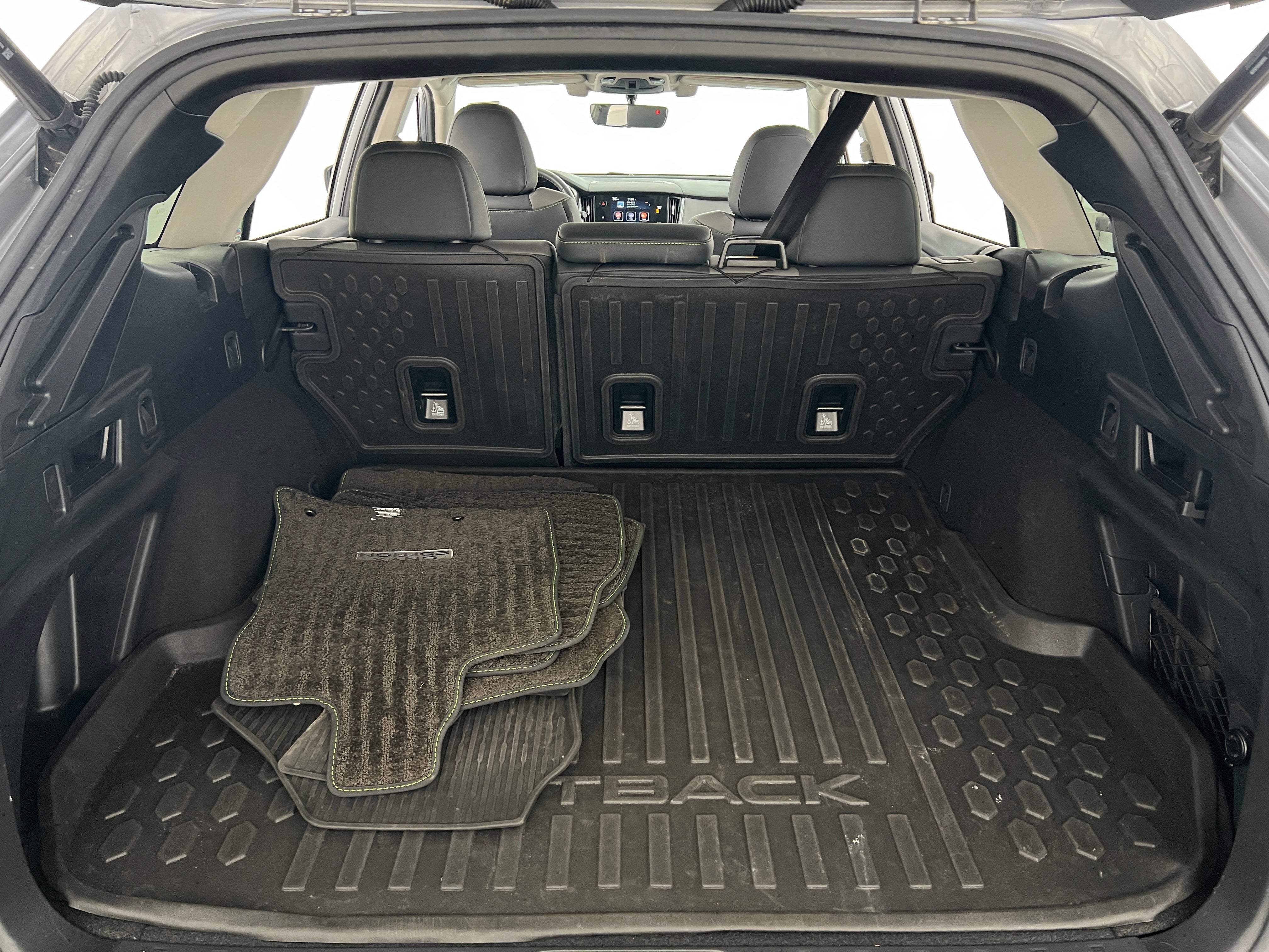 2020 Subaru Outback Onyx Edition 6