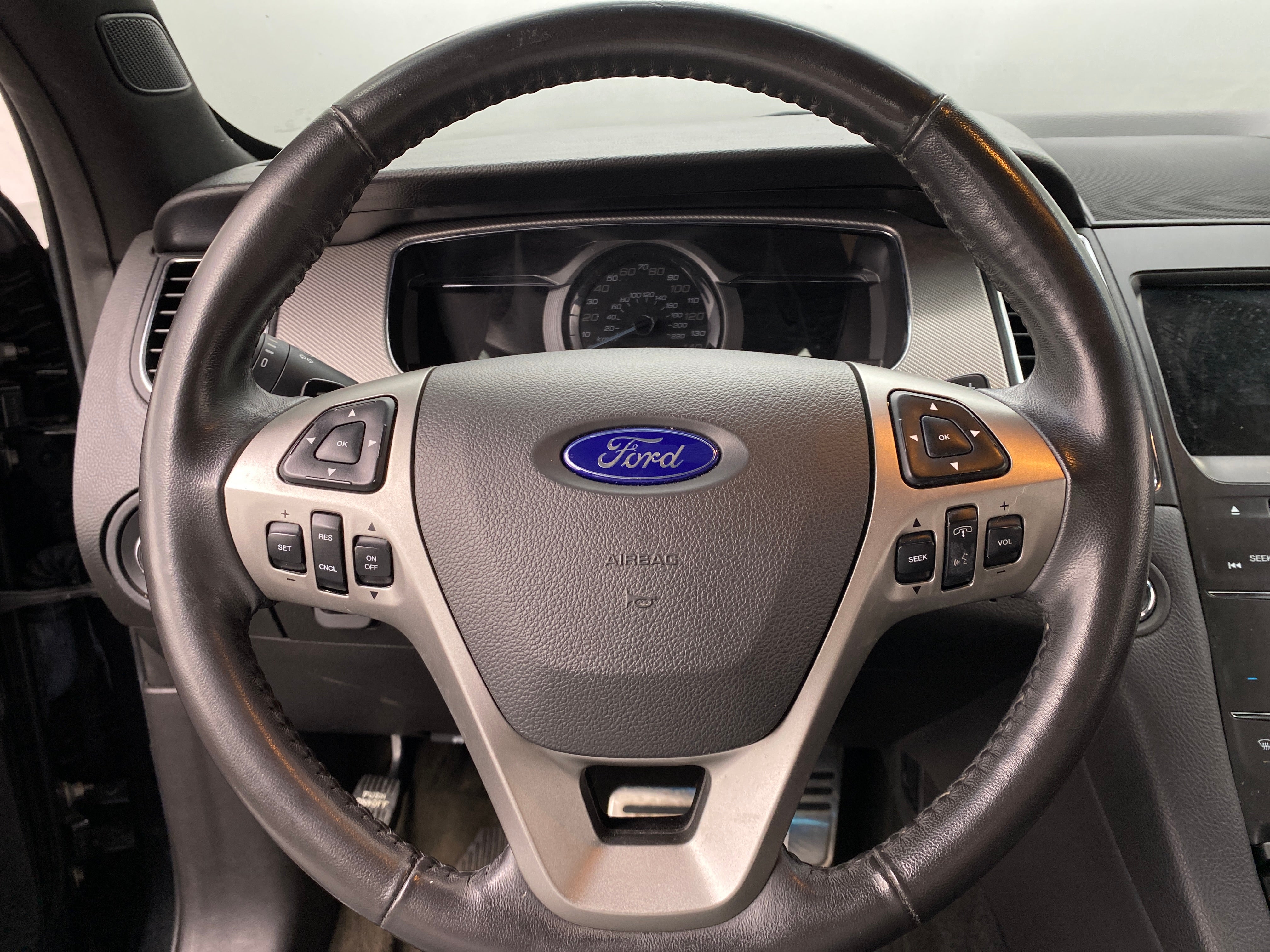 2015 Ford Taurus SHO 4