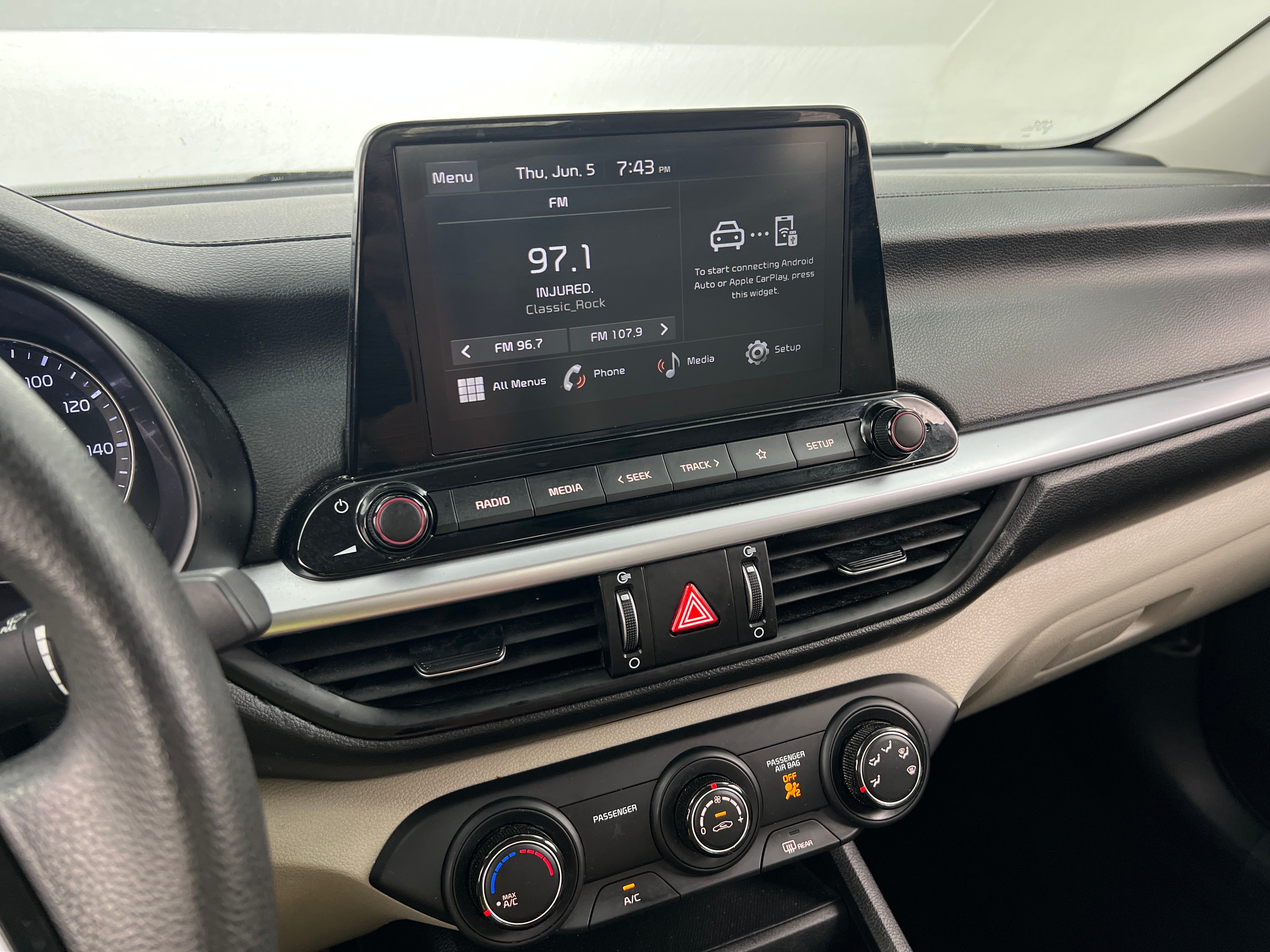 2023 Kia Forte LXS 4