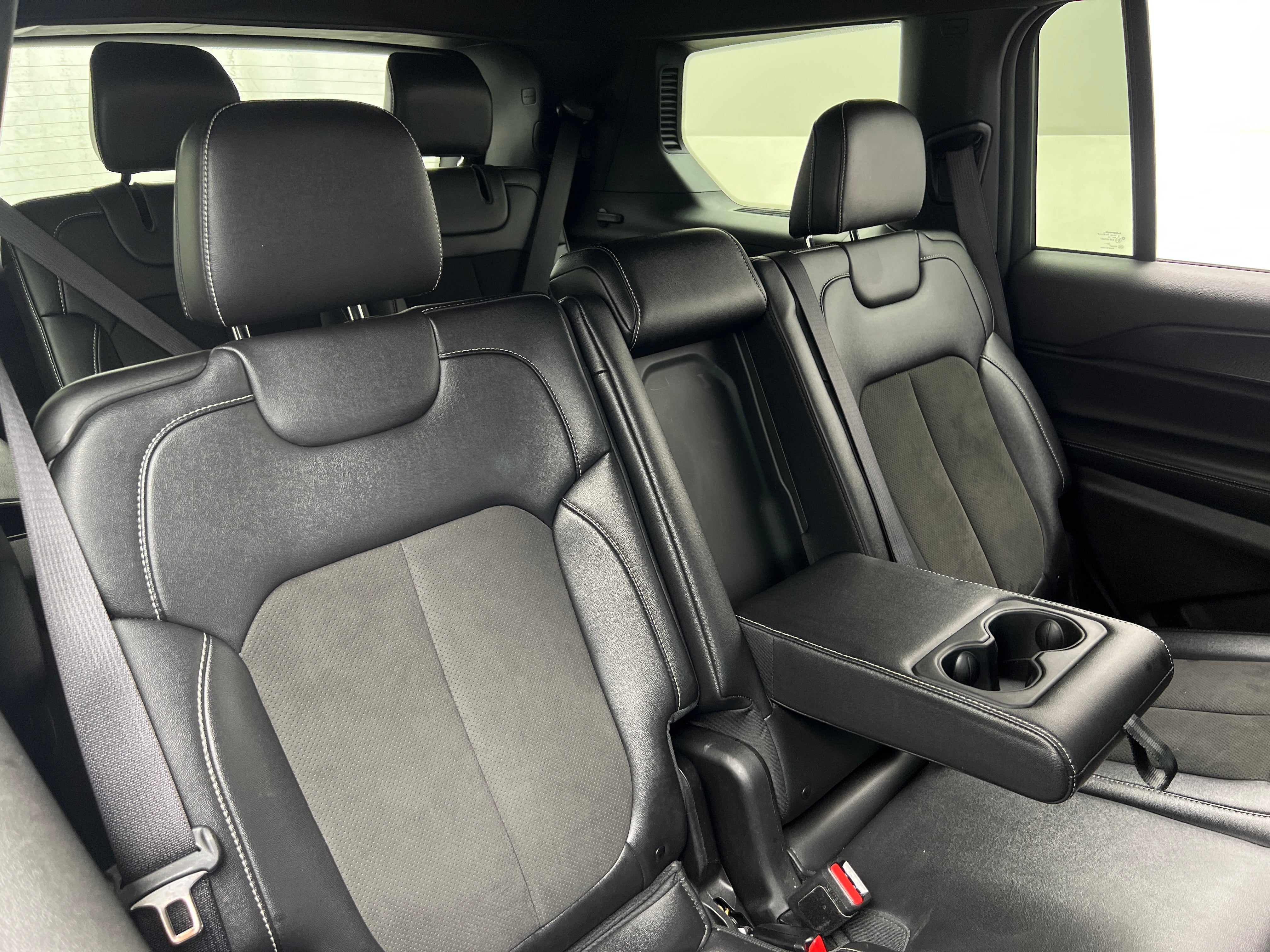 2024 Jeep Grand Cherokee L Altitude 5