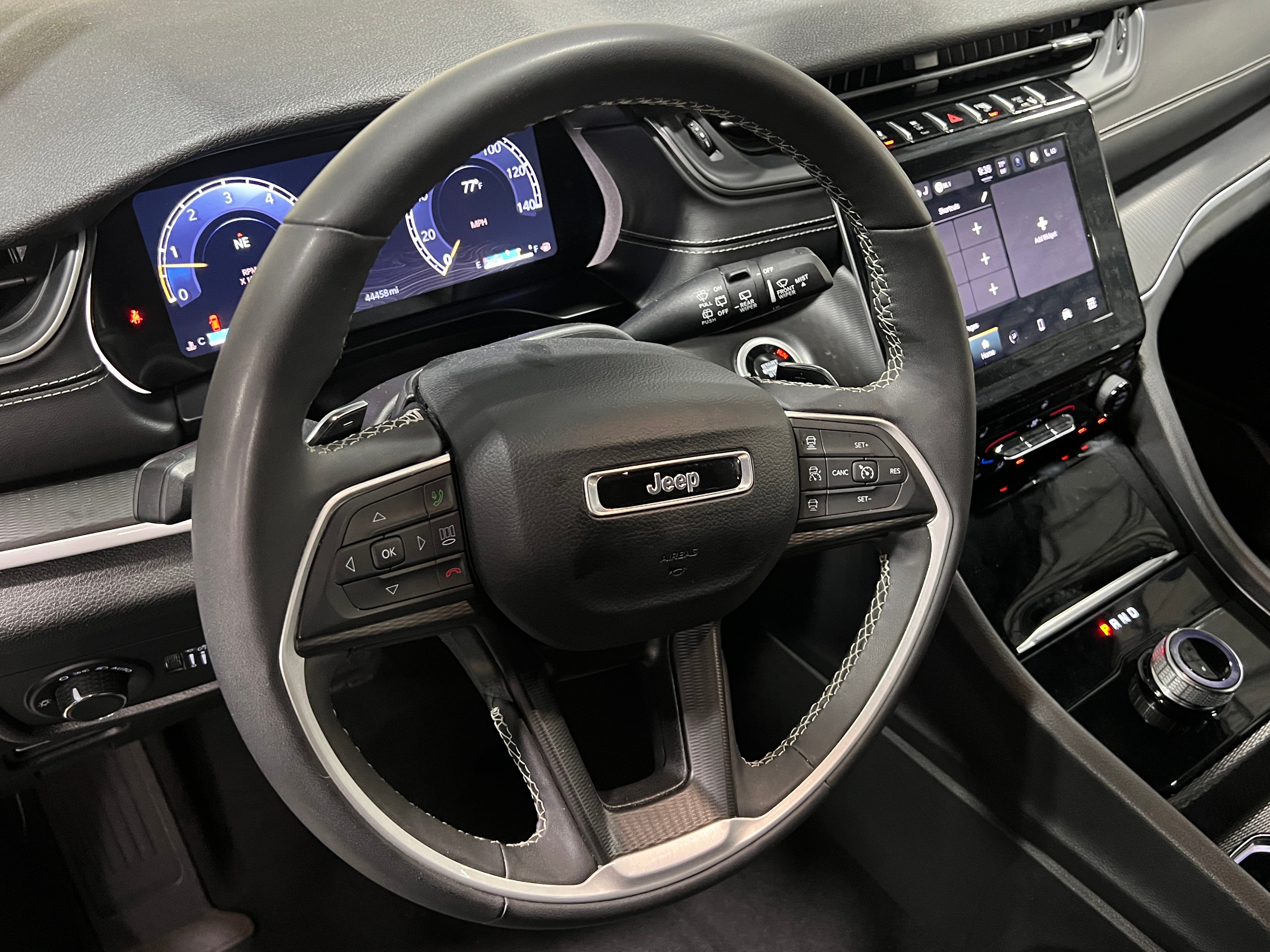 2024 Jeep Grand Cherokee L Altitude 4