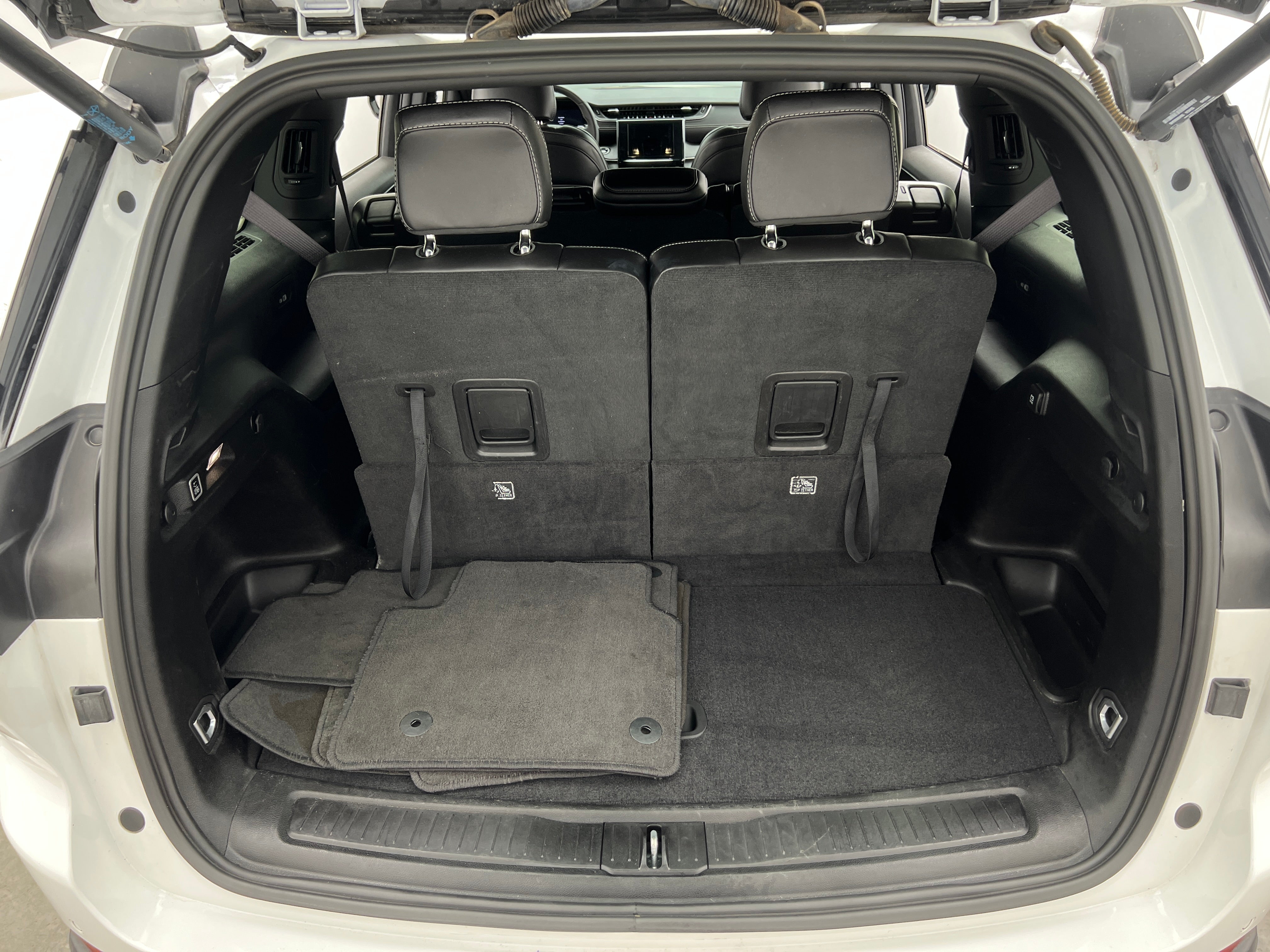 2024 Jeep Grand Cherokee L Altitude 6