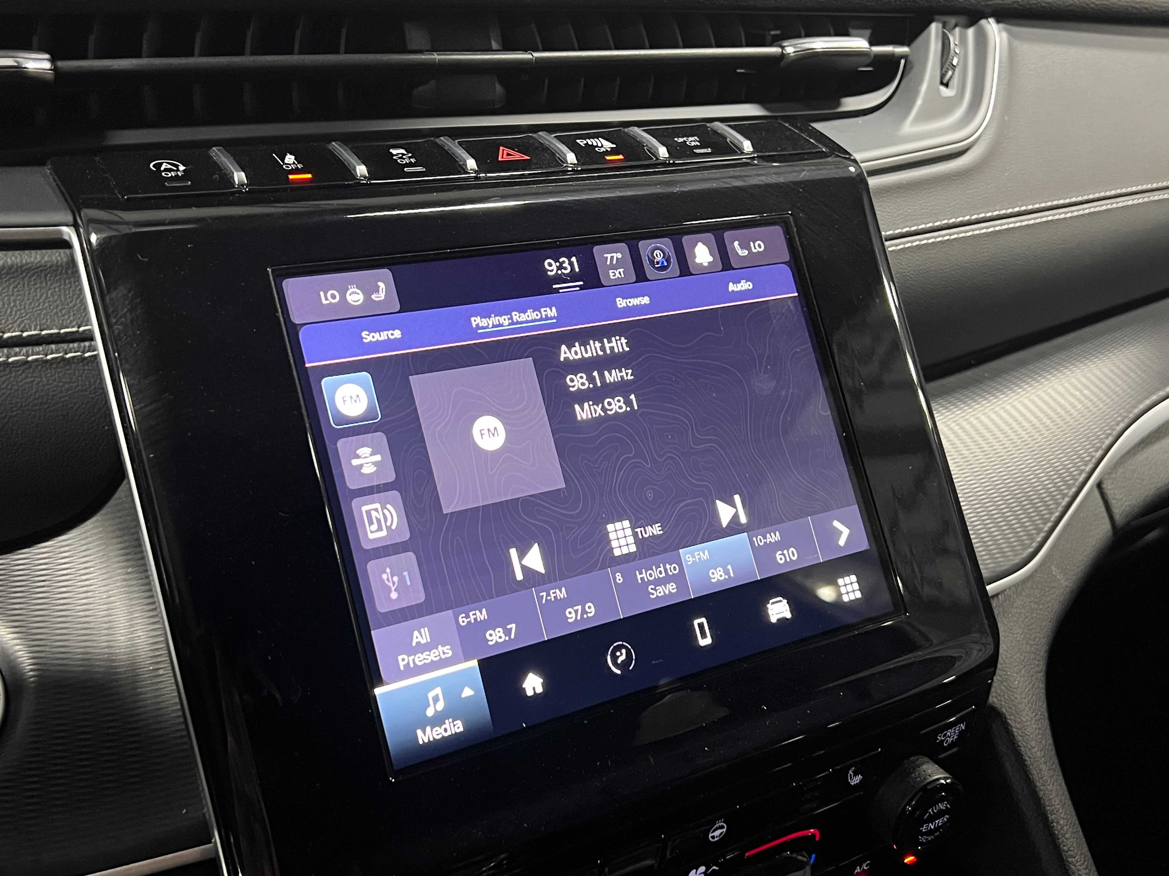 2024 Jeep Grand Cherokee L Altitude 3