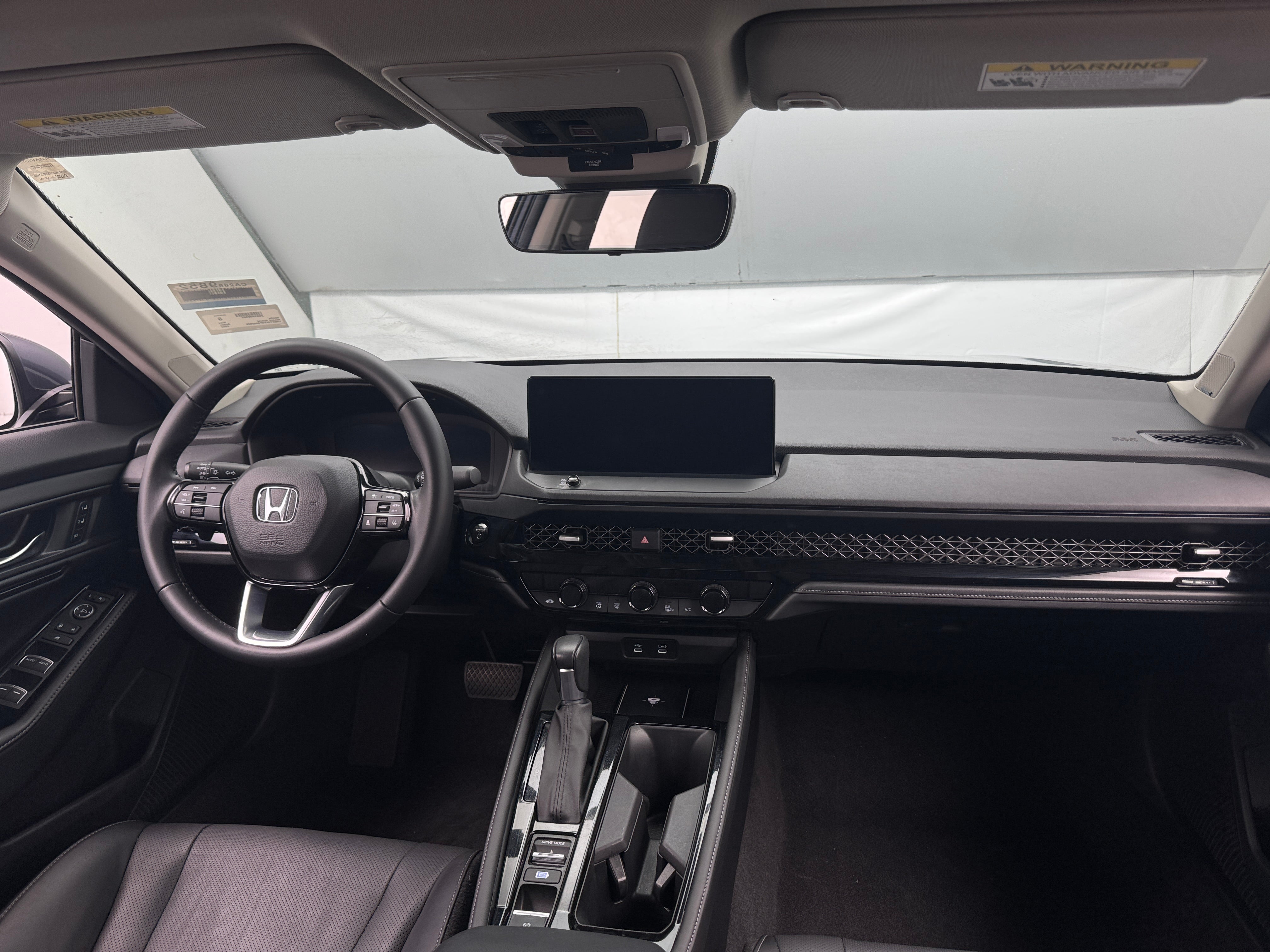 2023 Honda Accord Touring 2