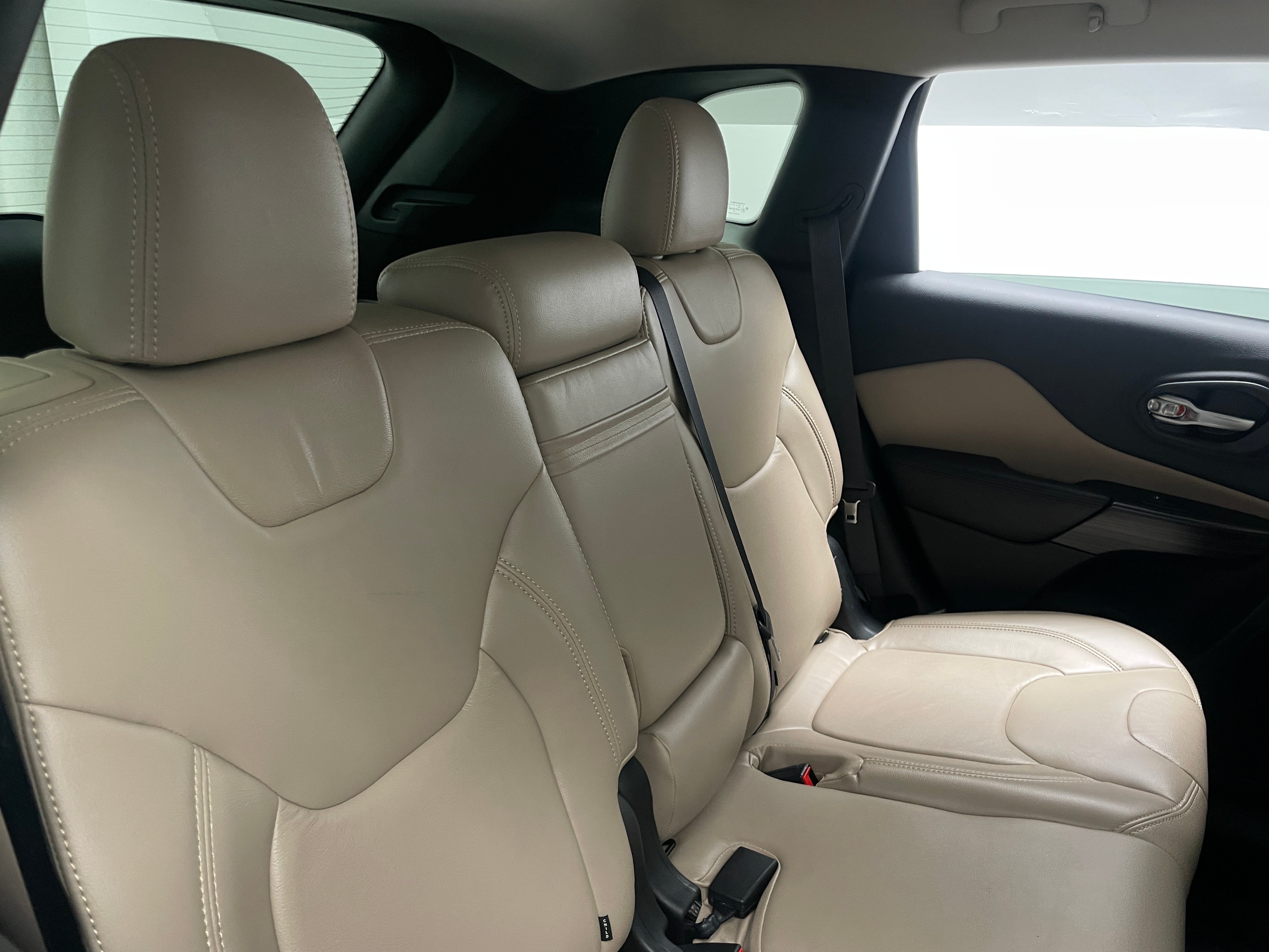 2016 Jeep Cherokee Latitude 6