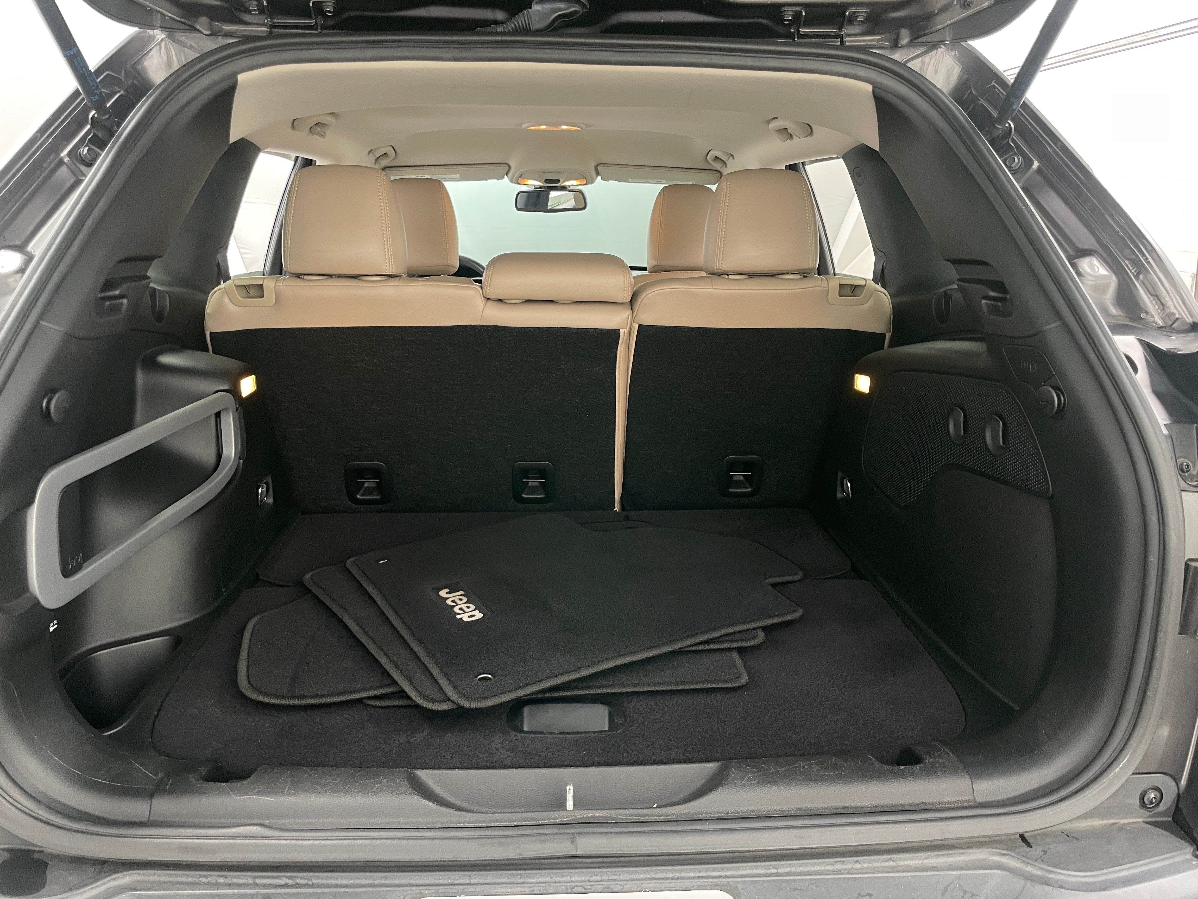 2016 Jeep Cherokee Latitude 7