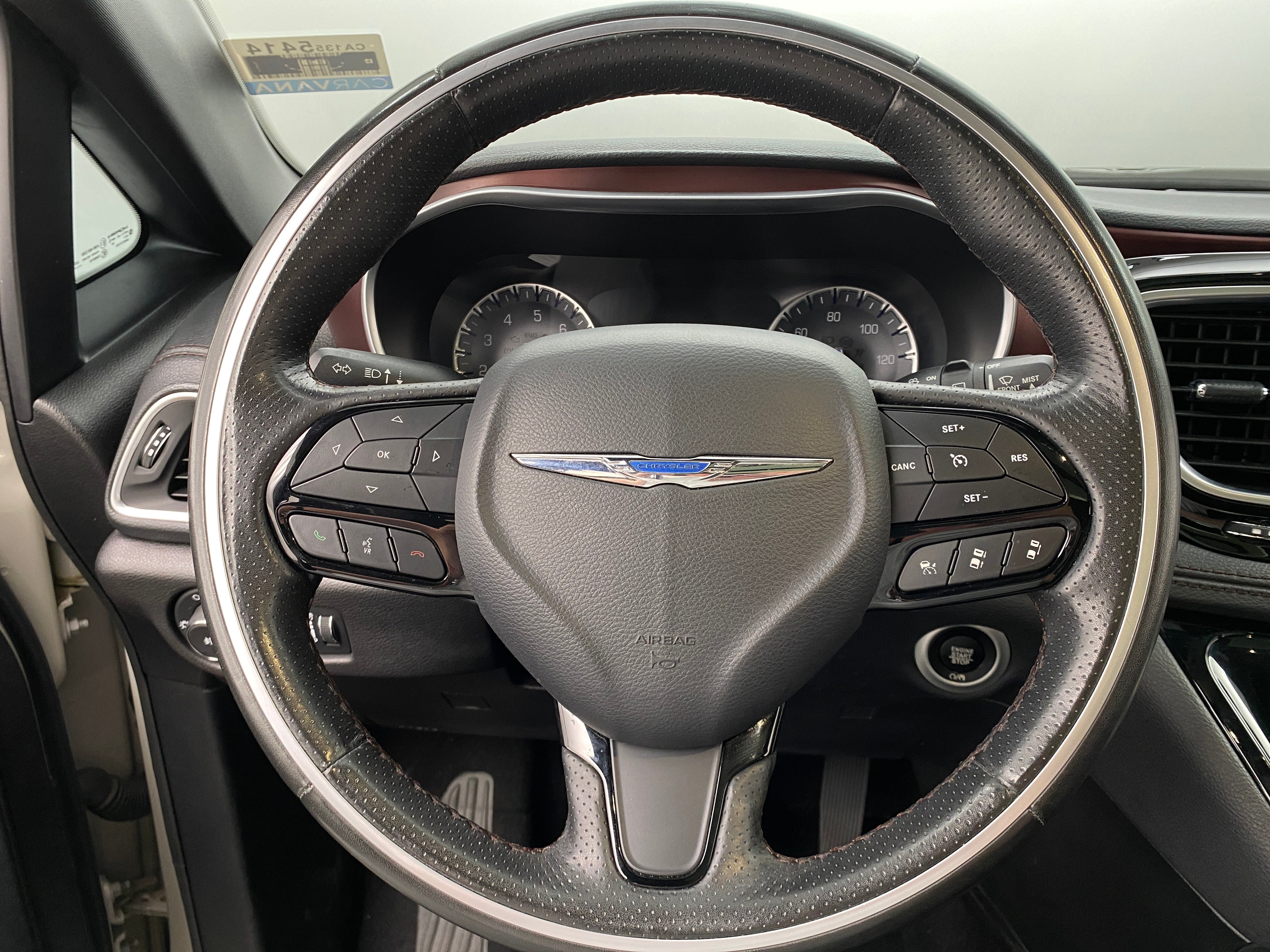 2020 Chrysler Pacifica Limited 35th Anniversary 4